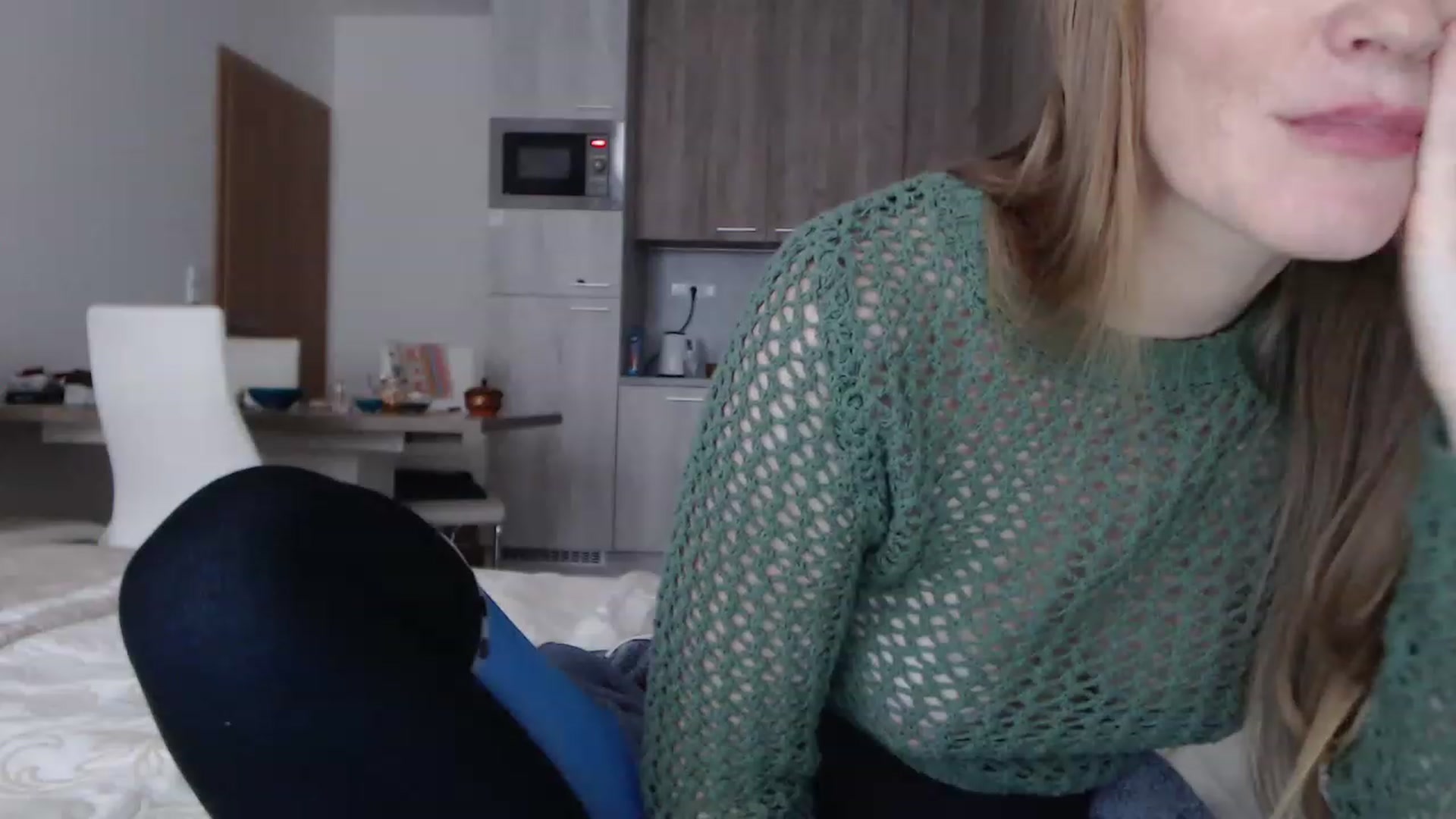 Gallery image thumbnail from Jennybadgirl's myfreecams stream on, 11/15/2022, 14:01 image 10 of 20