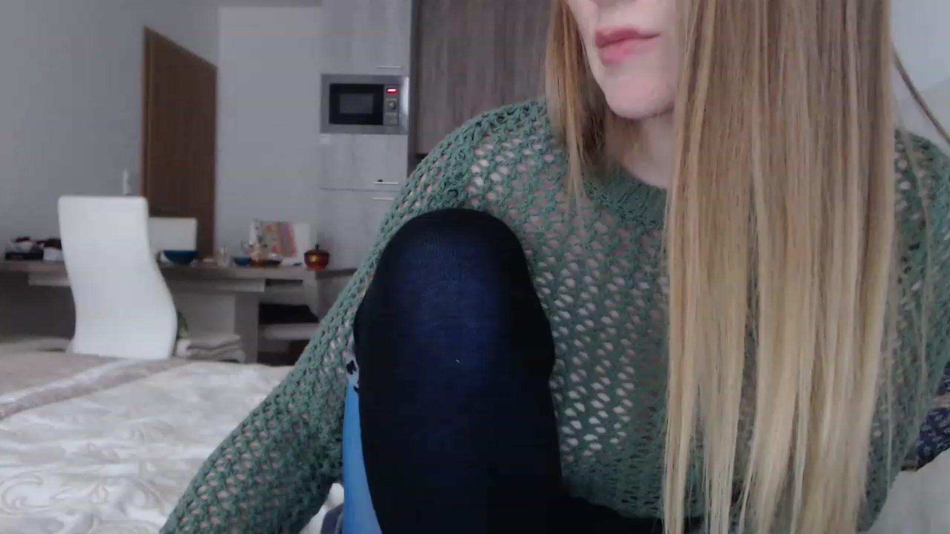 Gallery image thumbnail from Jennybadgirl's myfreecams stream on, 11/15/2022, 14:01 image 7 of 20
