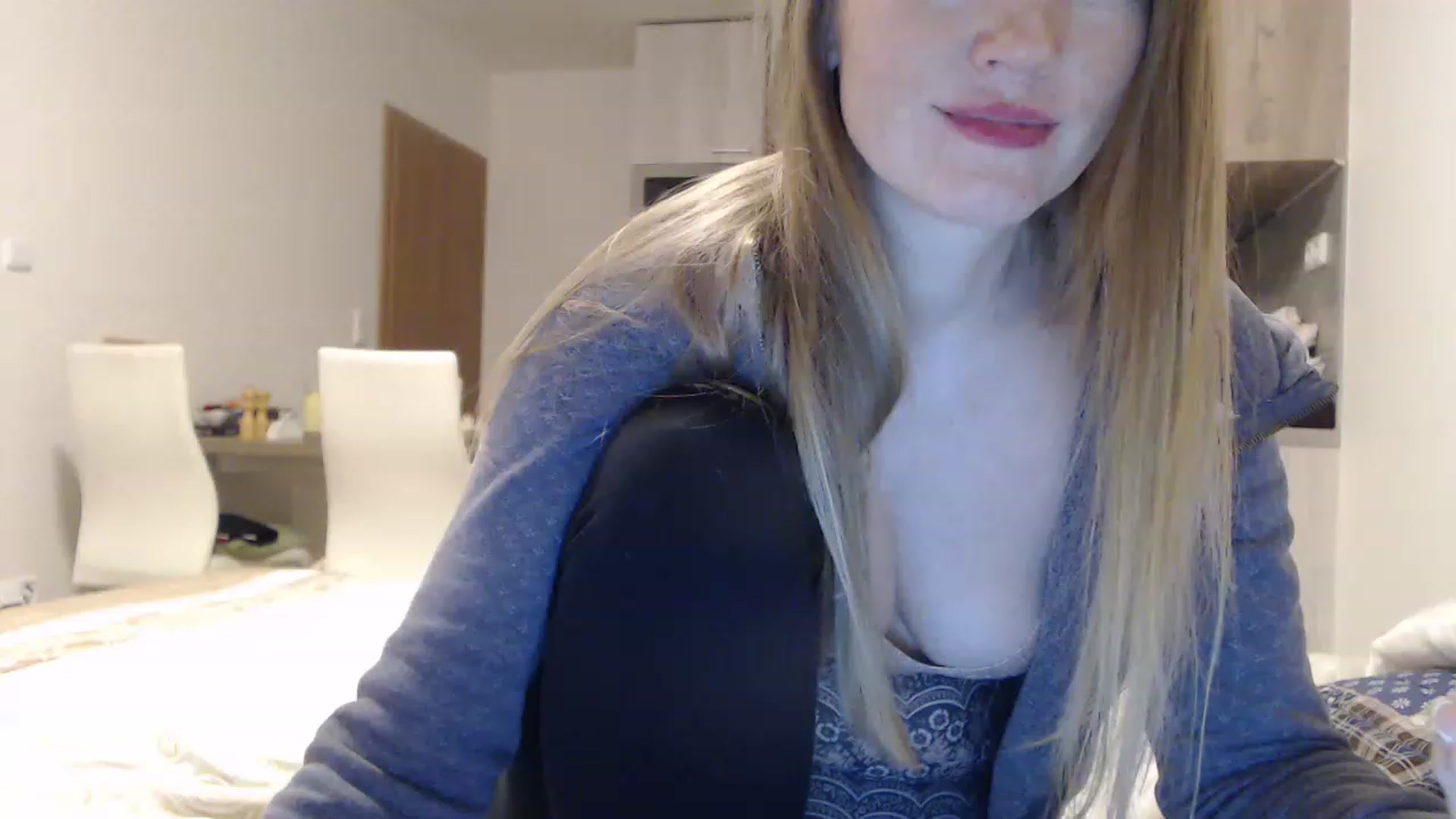 Gallery image thumbnail from Jennybadgirl's myfreecams stream on, 11/22/2022, 16:03 image 10 of 20