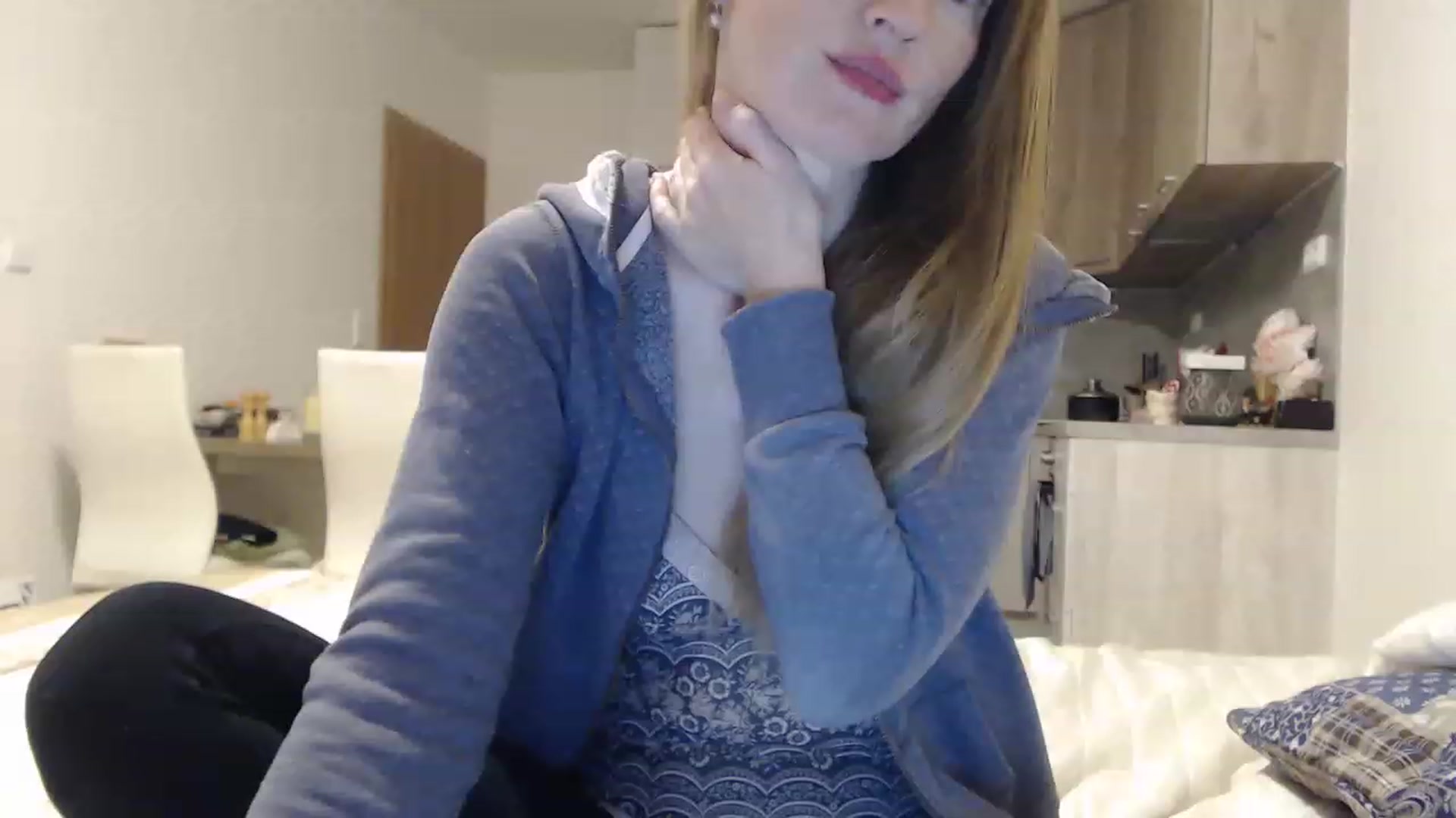Gallery image thumbnail from Jennybadgirl's myfreecams stream on, 11/22/2022, 16:03 image 14 of 20
