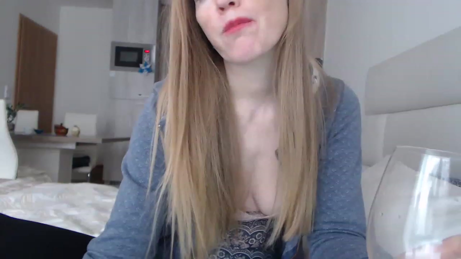 Gallery image thumbnail from Jennybadgirl's myfreecams stream on, 11/24/2022, 13:43 image 14 of 20