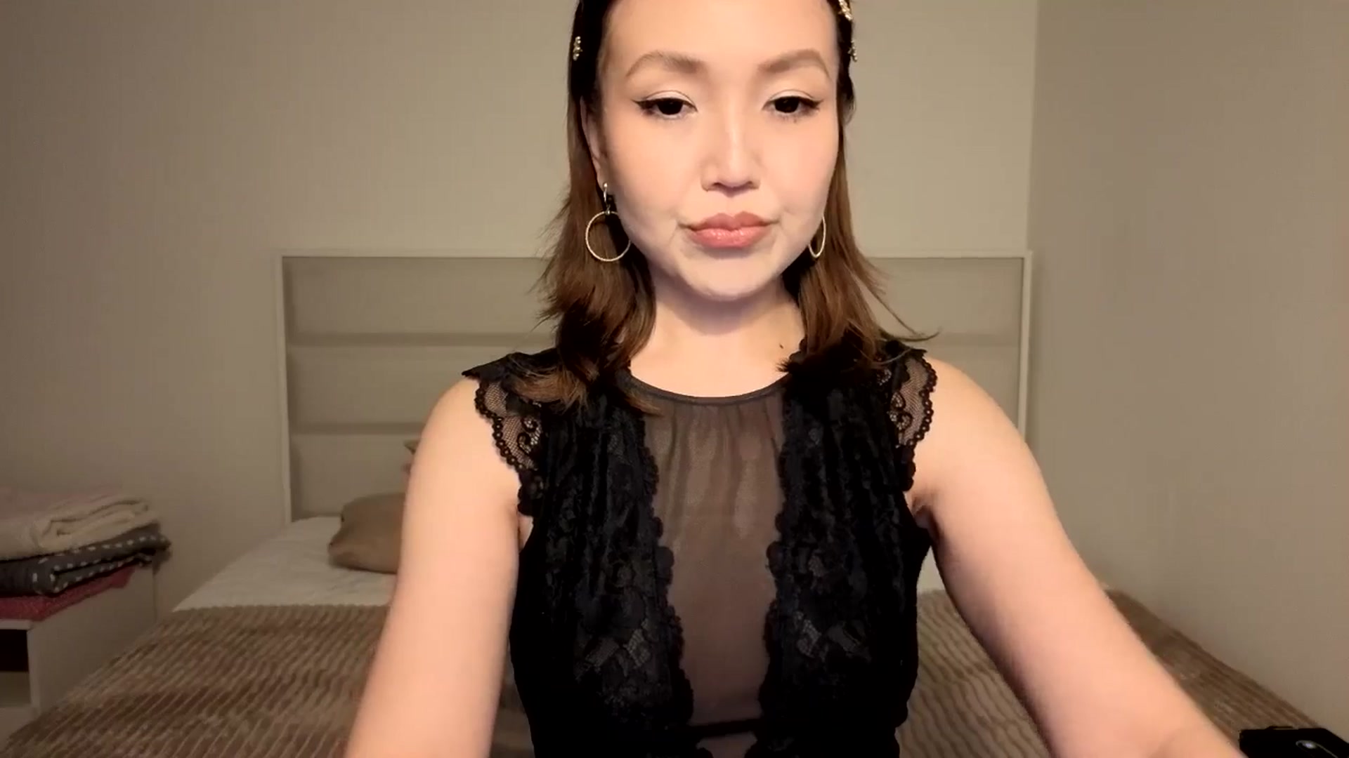Gallery image thumbnail from Jennylicious's myfreecams stream on, 05/04/2026, 04:57 image 18 of 20