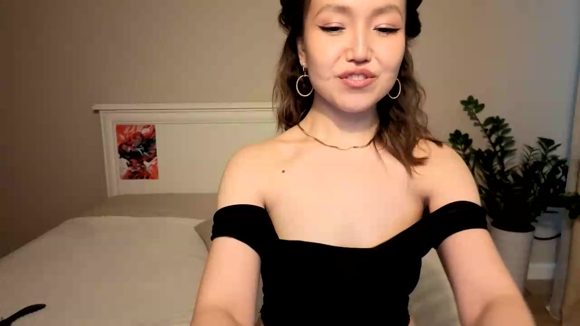 Gallery image thumbnail from Jennylicious's myfreecams stream on, 06/26/2026, 08:26 image 5 of 20