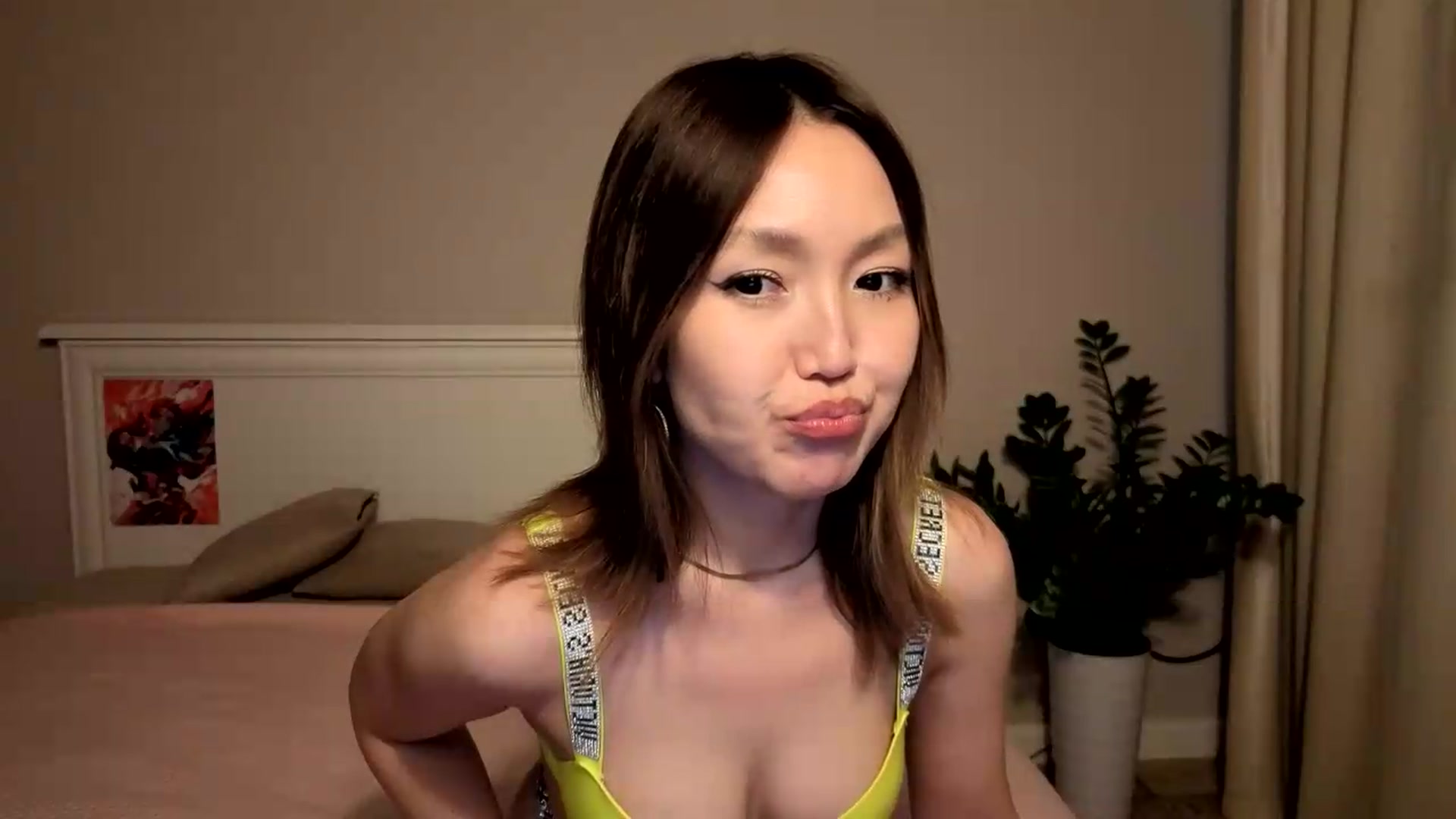 Gallery image thumbnail from Jennylicious's myfreecams stream on, 07/02/2026, 11:05 image 2 of 20