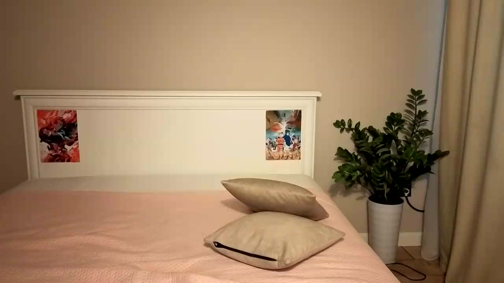 Gallery image thumbnail from Jennylicious's myfreecams stream on, 07/18/2026, 06:25 image 2 of 20