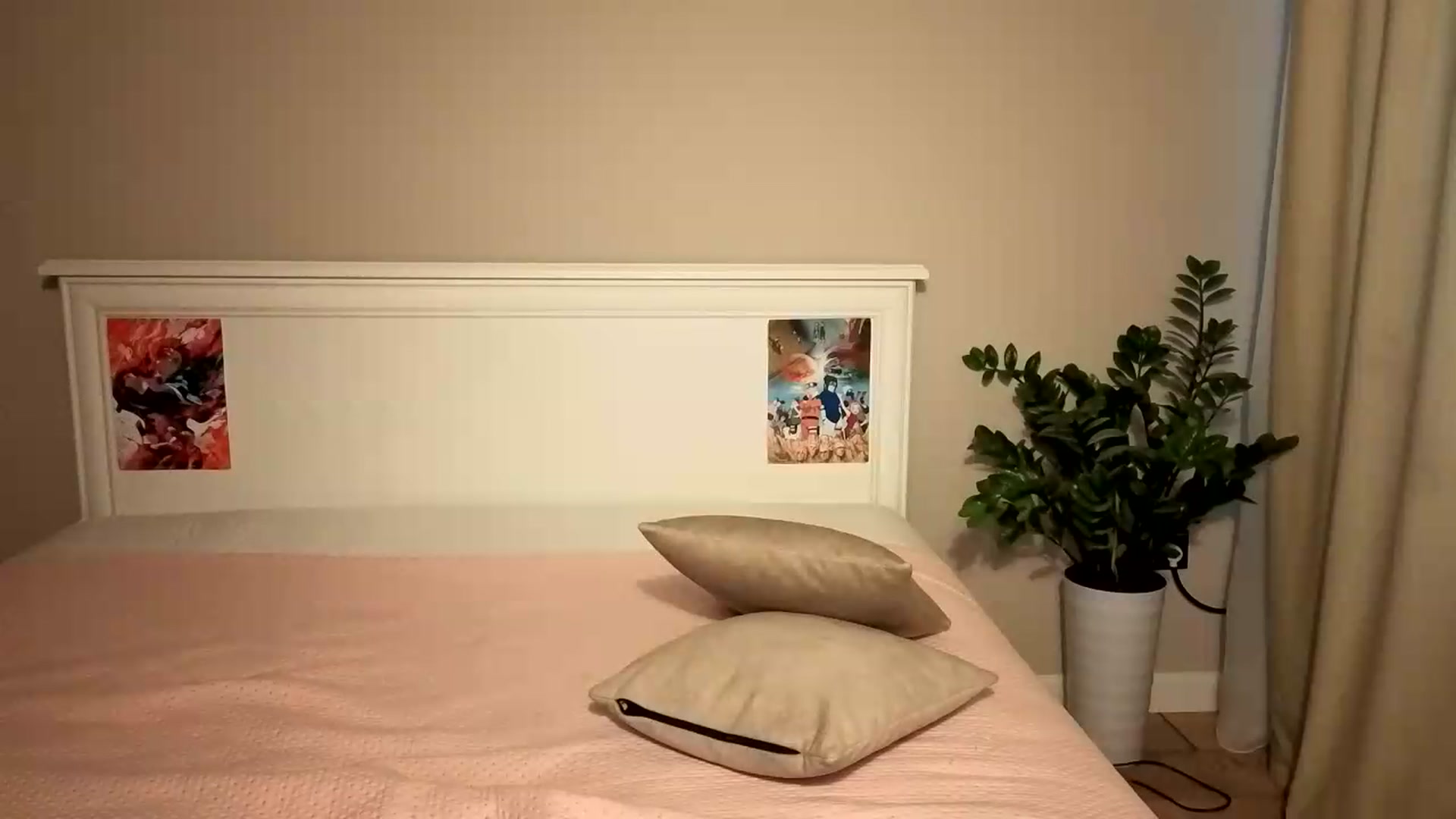 Gallery image thumbnail from Jennylicious's myfreecams stream on, 07/18/2026, 06:25 image 3 of 20