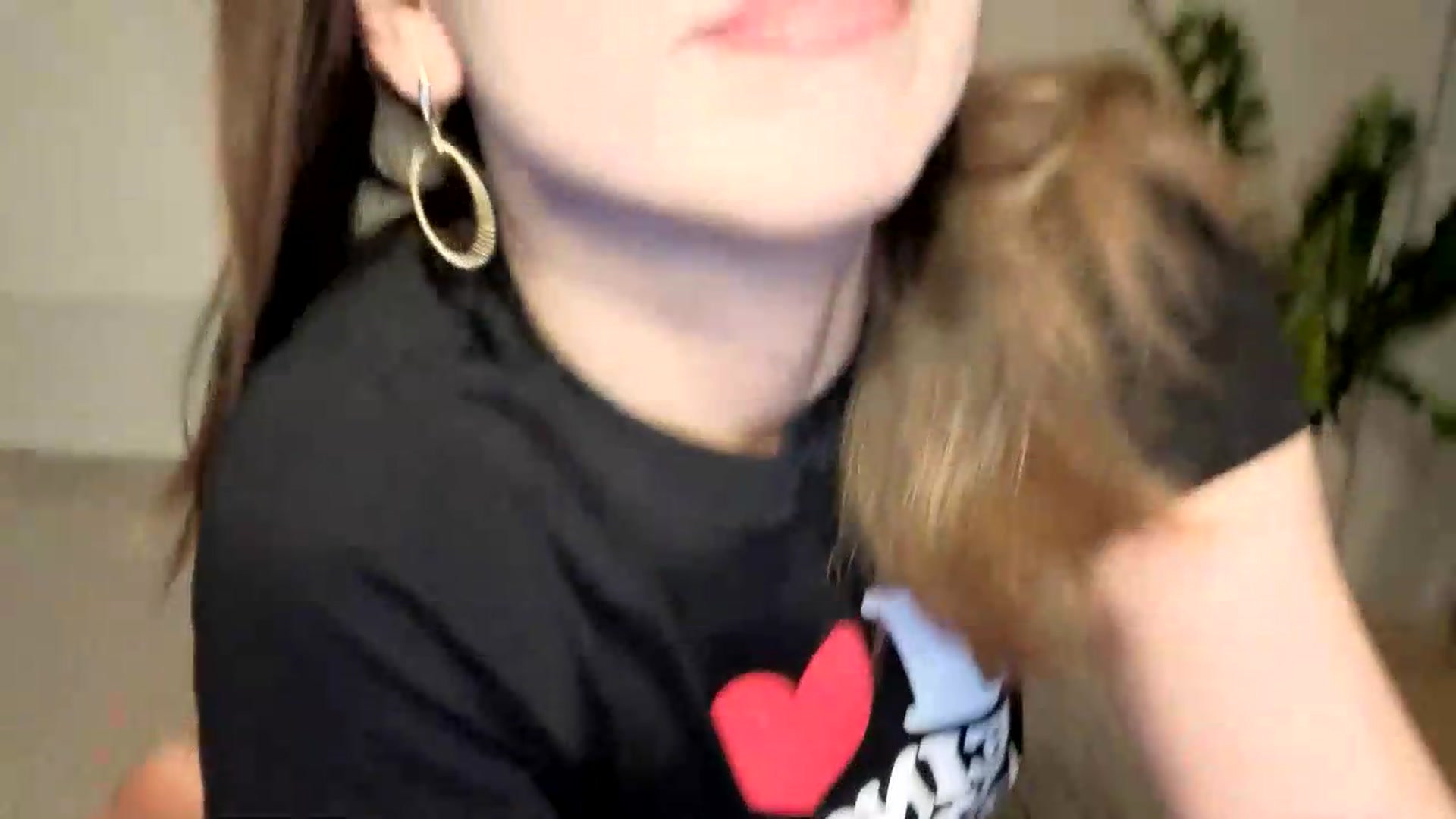 Gallery image thumbnail from Jennylicious's myfreecams stream on, 08/17/2026, 12:36 image 2 of 20