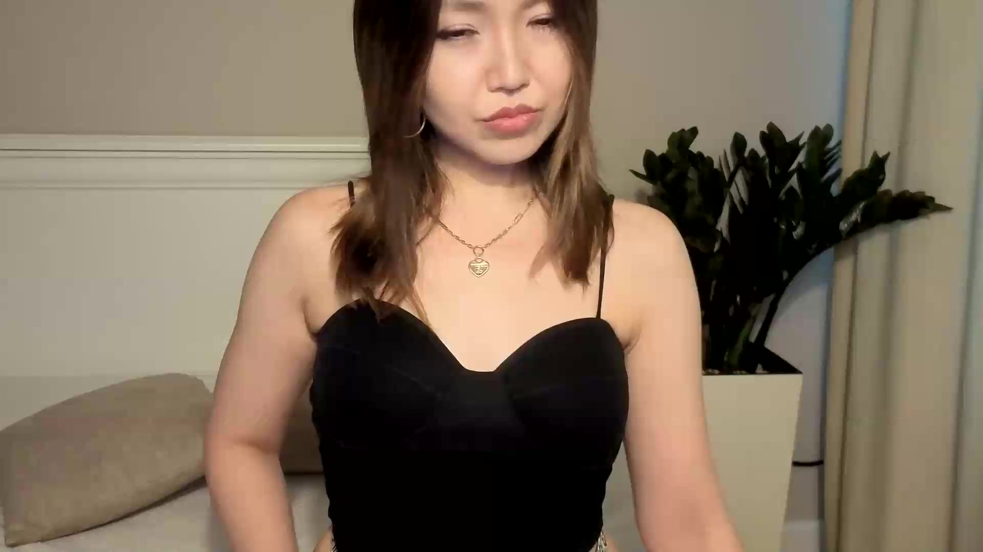 Gallery image thumbnail from Jennylicious's myfreecams stream on, 08/20/2026, 06:44 image 20 of 20