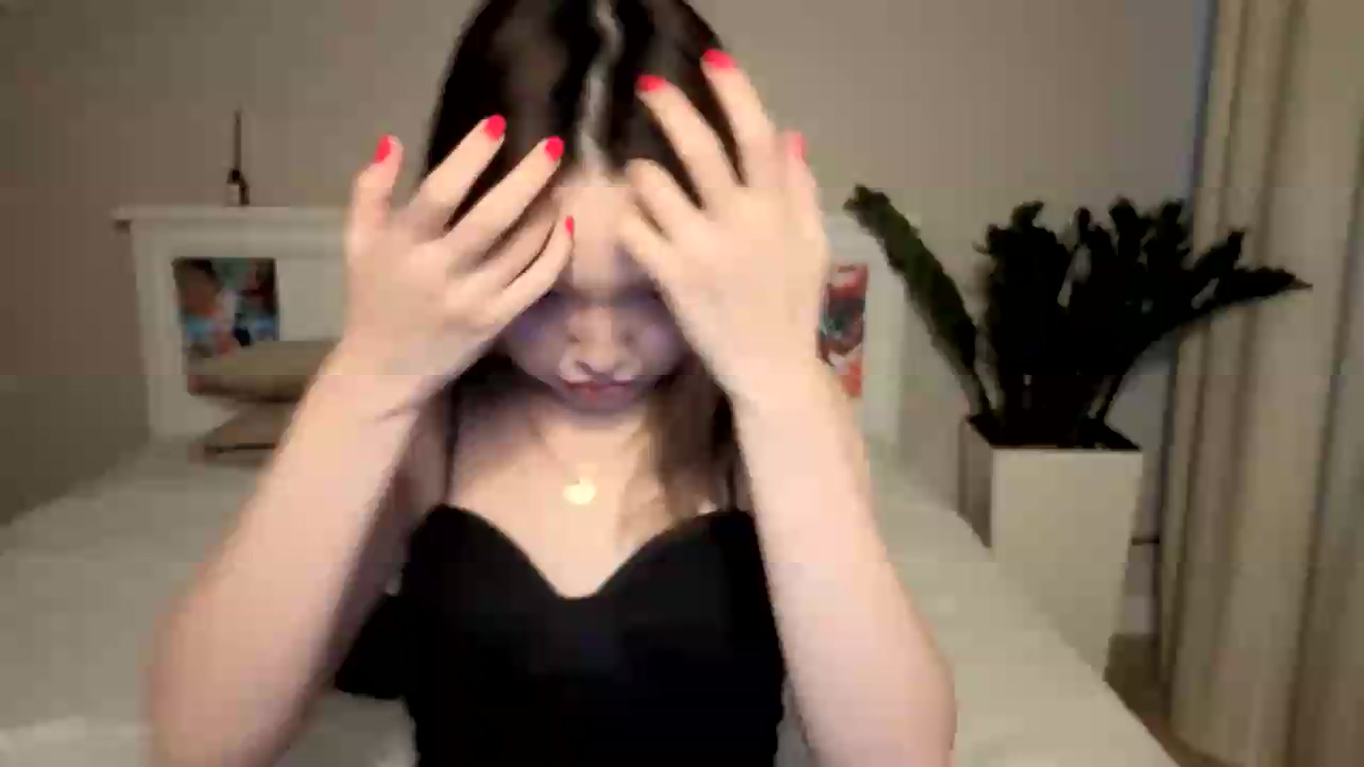 Gallery image thumbnail from Jennylicious's myfreecams stream on, 08/20/2026, 06:44 image 1 of 20