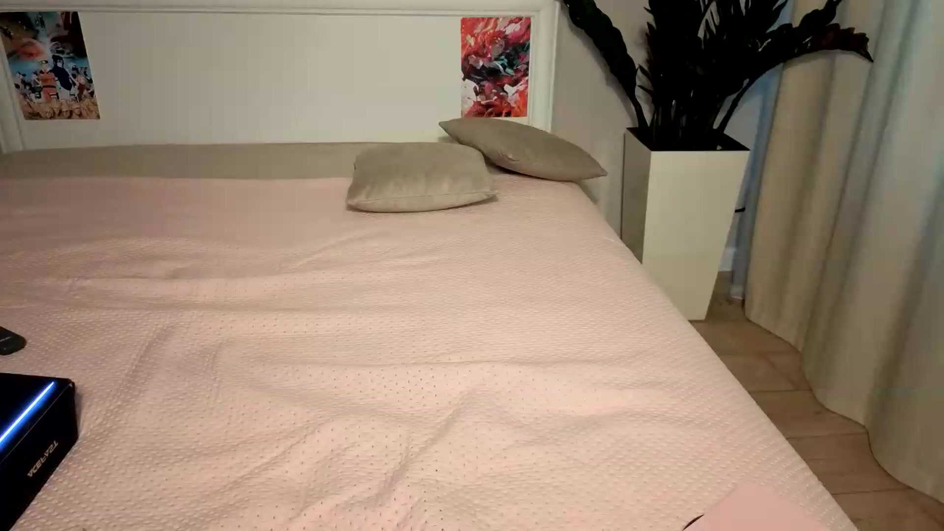 Gallery image thumbnail from Jennylicious's myfreecams stream on, 09/11/2026, 08:39 image 6 of 20