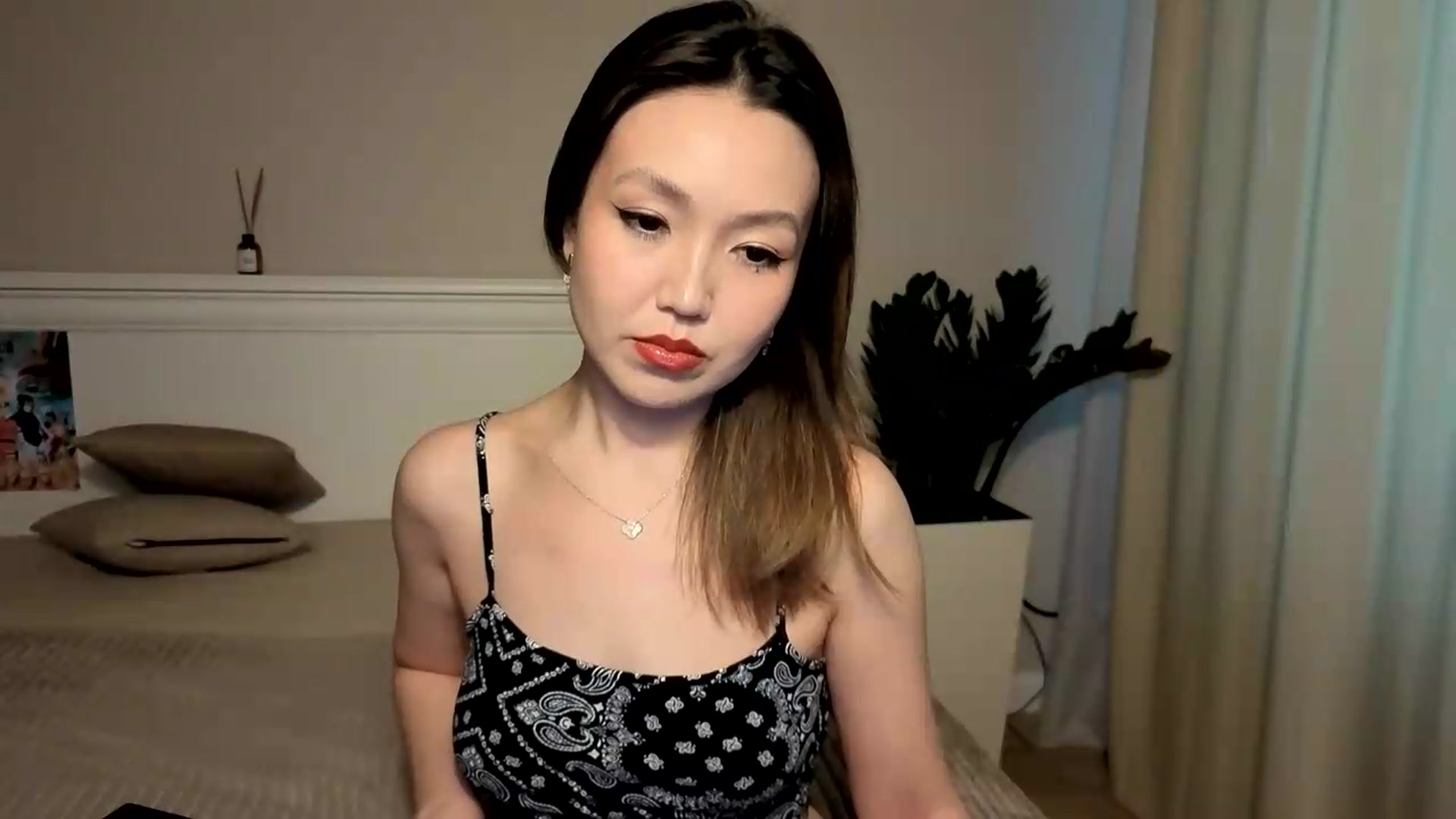 Gallery image thumbnail from Jennylicious's myfreecams stream on, 09/17/2026, 07:17 image 7 of 20