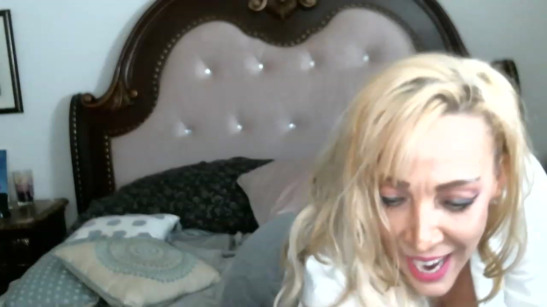 Gallery image thumbnail from Jennylou1's myfreecams stream on, 11/24/2022, 11:30 image 2 of 20