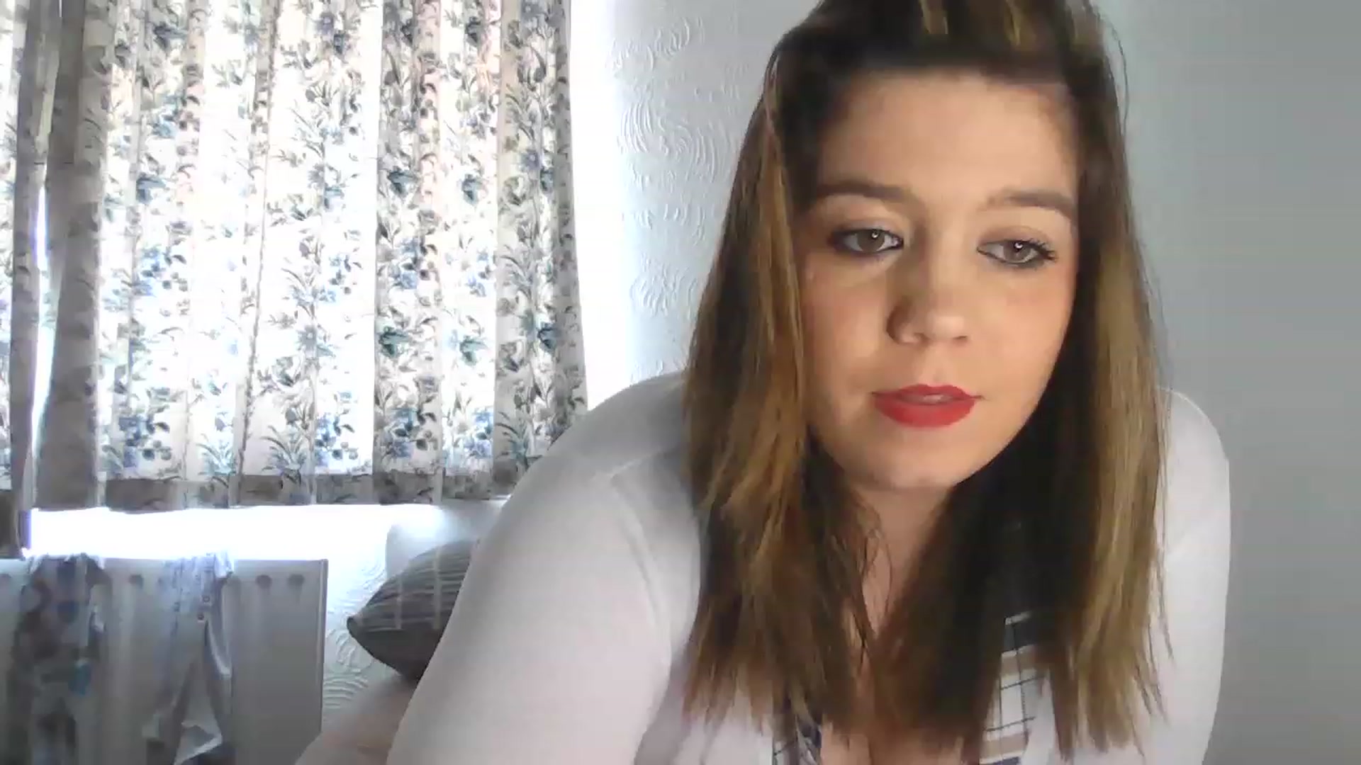 Gallery image thumbnail from Jennylove1996's myfreecams stream on, 05/20/2023, 13:34 image 12 of 20
