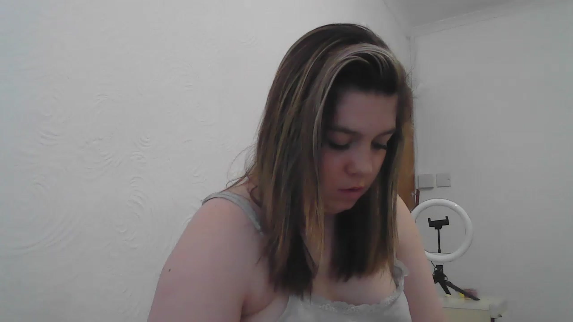 Gallery image thumbnail from Jennylove1996's myfreecams stream on, 05/21/2023, 10:05 image 17 of 20