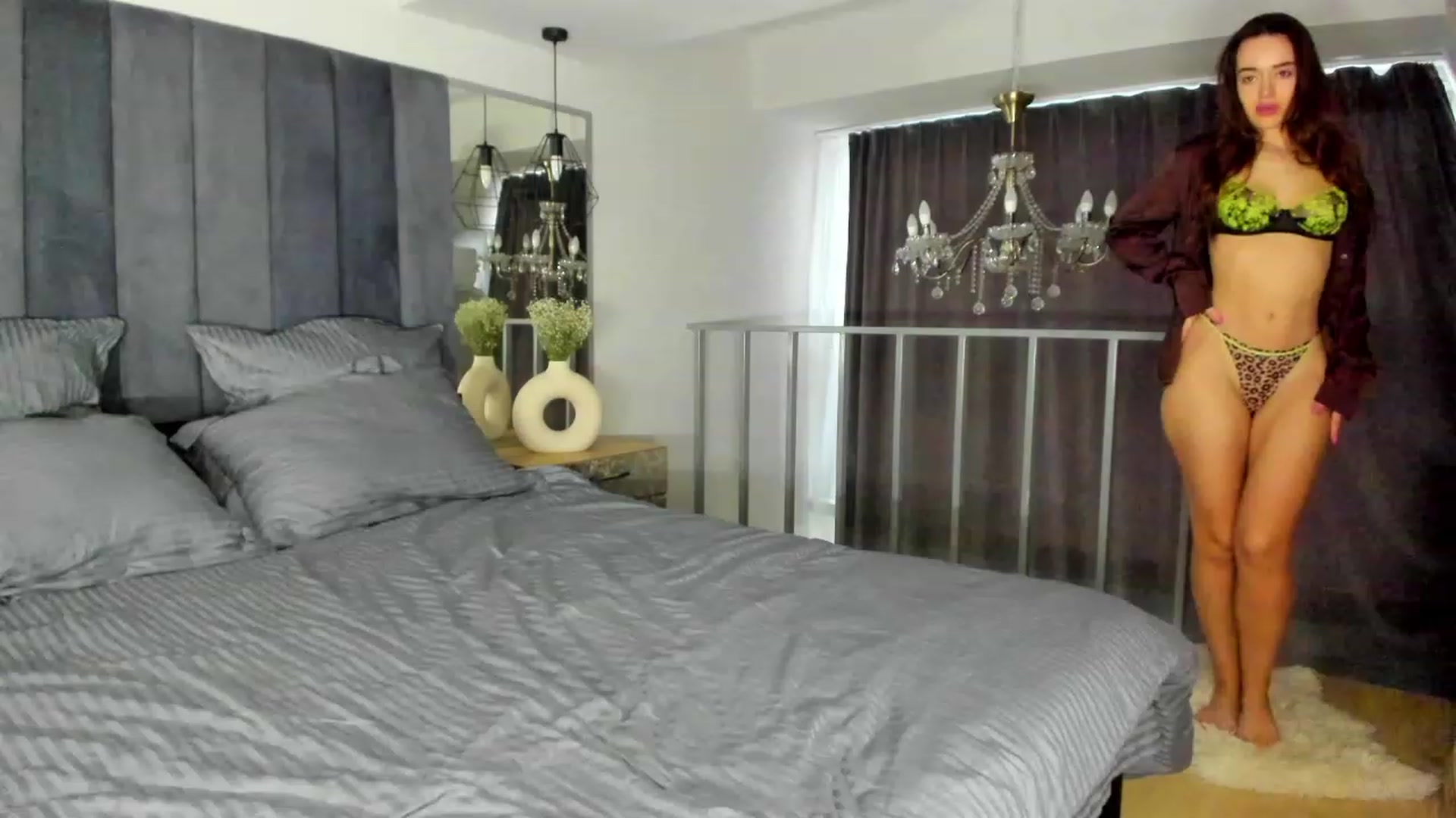 Gallery image thumbnail from Jennytightt's myfreecams stream on, 12/02/2022, 07:25 image 13 of 20