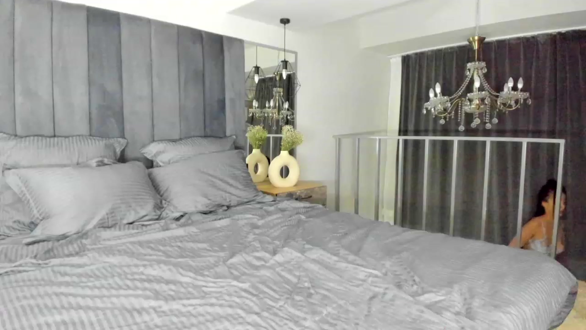 Gallery image thumbnail from Jennytightt's myfreecams stream on, 12/02/2022, 16:37 image 17 of 20