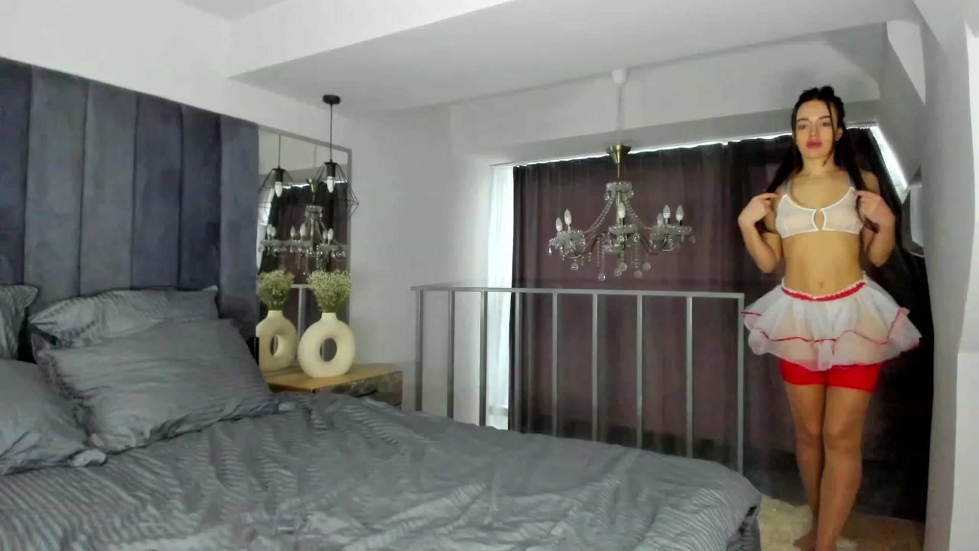 Gallery image thumbnail from Jennytightt's myfreecams stream on, 12/03/2022, 08:03 image 5 of 20