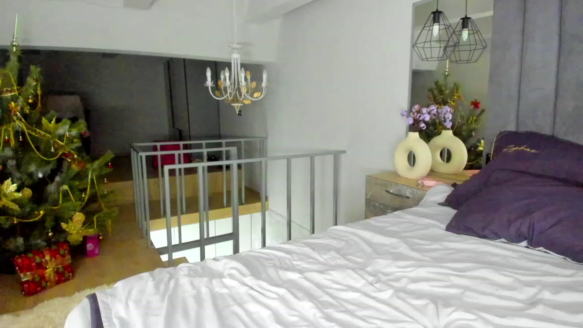 Gallery image thumbnail from Jennytightt's myfreecams stream on, 12/24/2022, 13:32 image 2 of 20