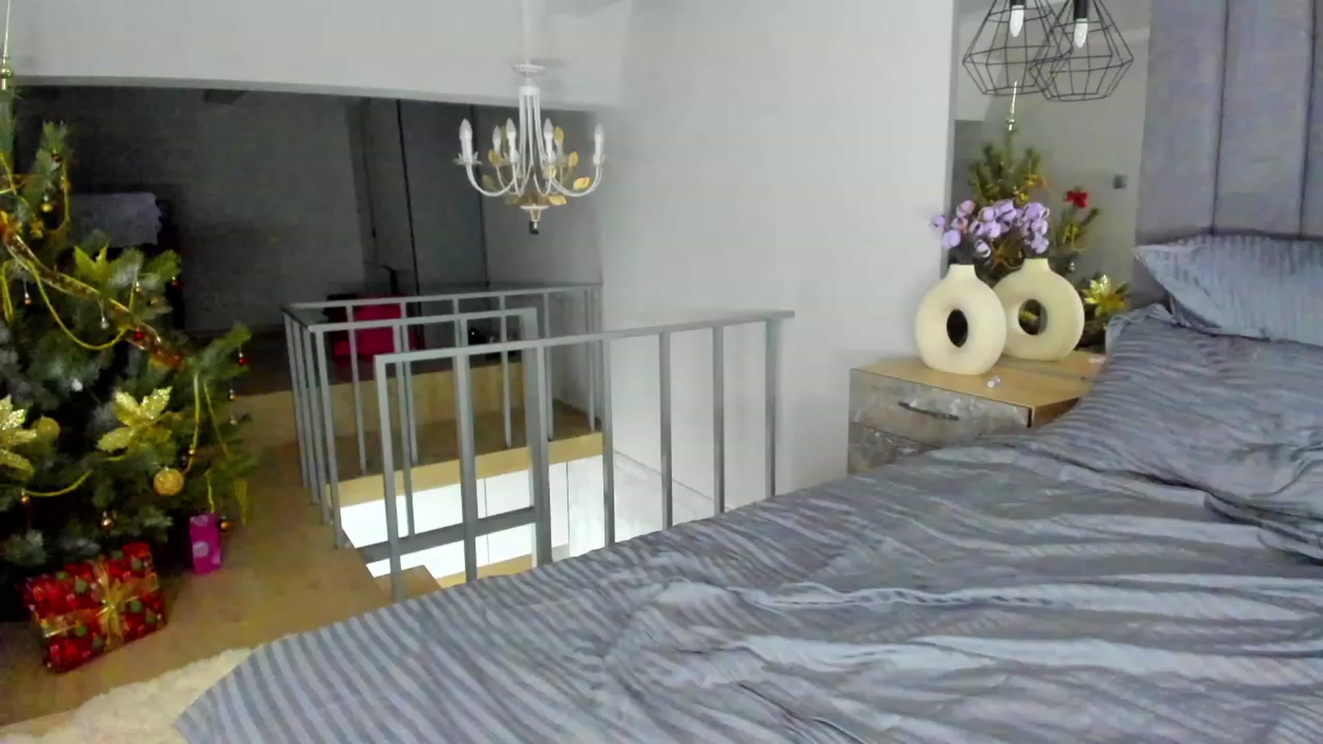 Gallery image thumbnail from Jennytightt's myfreecams stream on, 12/26/2022, 16:29 image 1 of 20