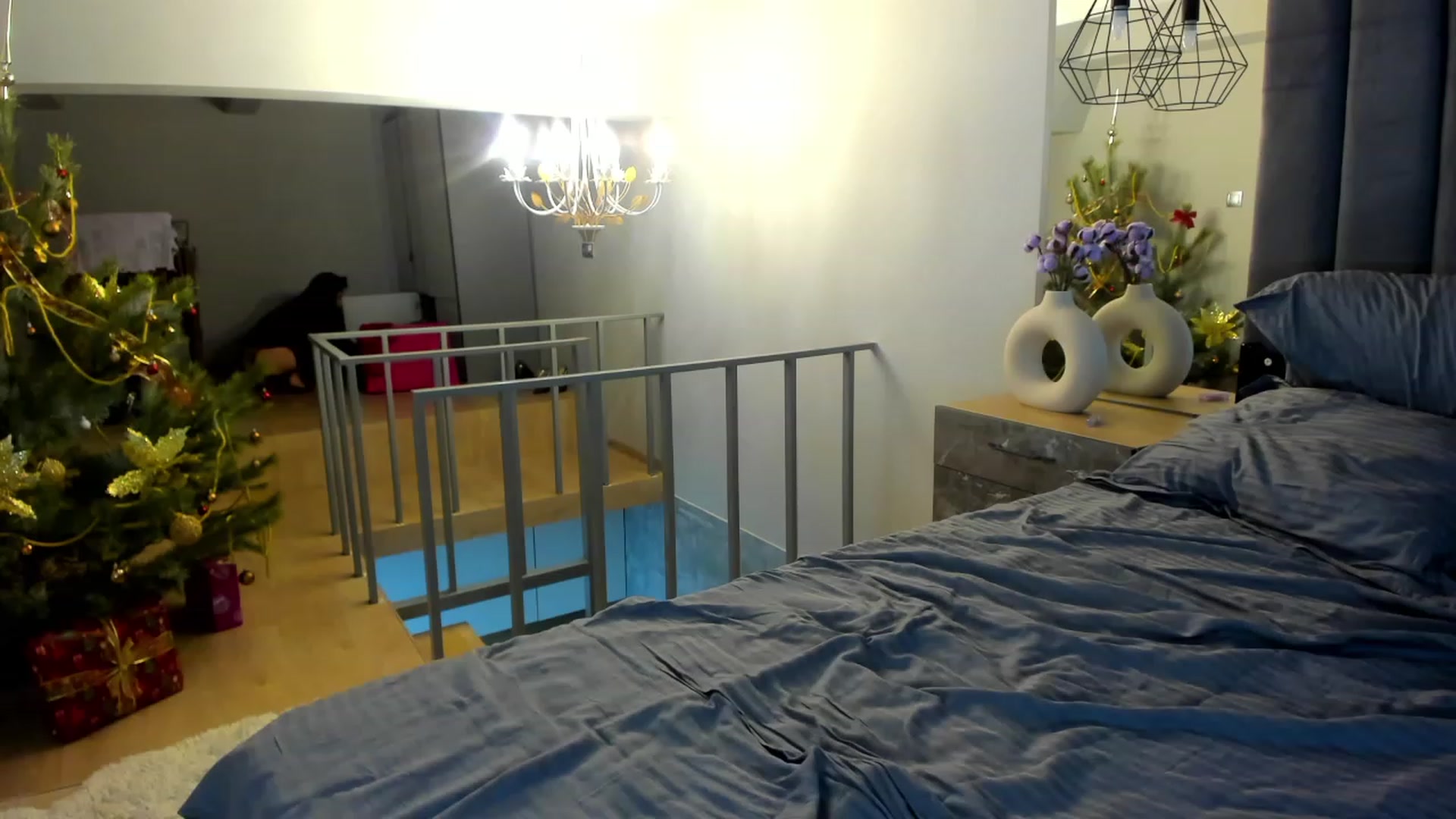 Gallery image thumbnail from Jennytightt's myfreecams stream on, 12/26/2022, 18:59 image 2 of 20