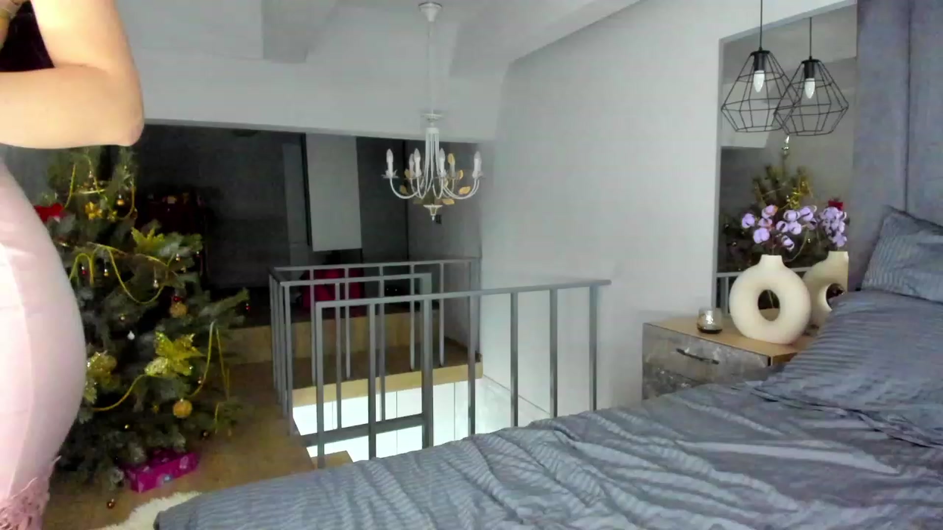 Gallery image thumbnail from Jennytightt's myfreecams stream on, 01/13/2023, 08:26 image 3 of 20