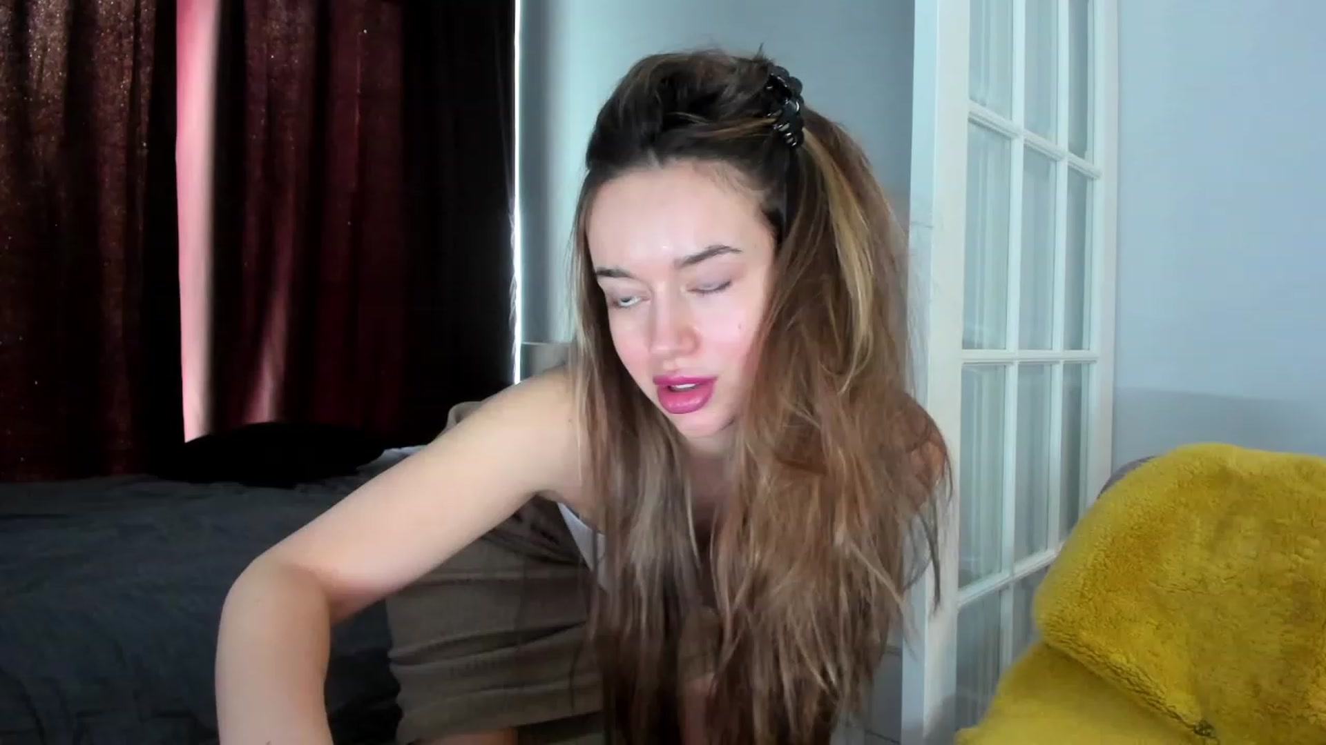 Gallery image thumbnail from Jennytightt's myfreecams stream on, 03/18/2023, 11:22 image 1 of 20