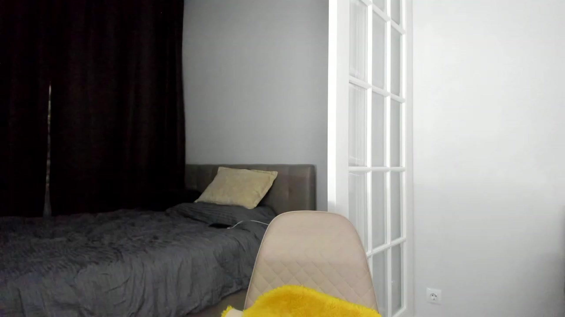 Gallery image thumbnail from Jennytightt's myfreecams stream on, 03/19/2023, 16:51 image 16 of 20