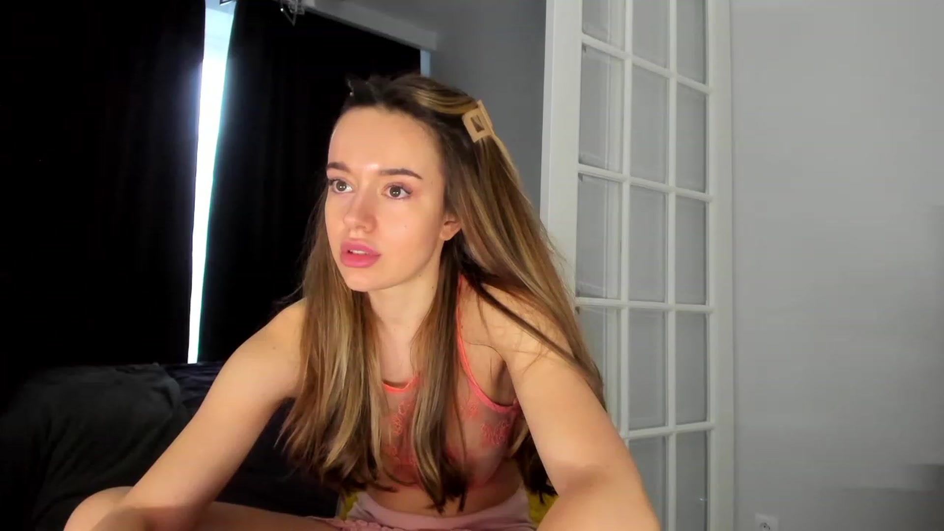 Gallery image thumbnail from Jennytightt's myfreecams stream on, 04/16/2023, 15:48 image 15 of 20