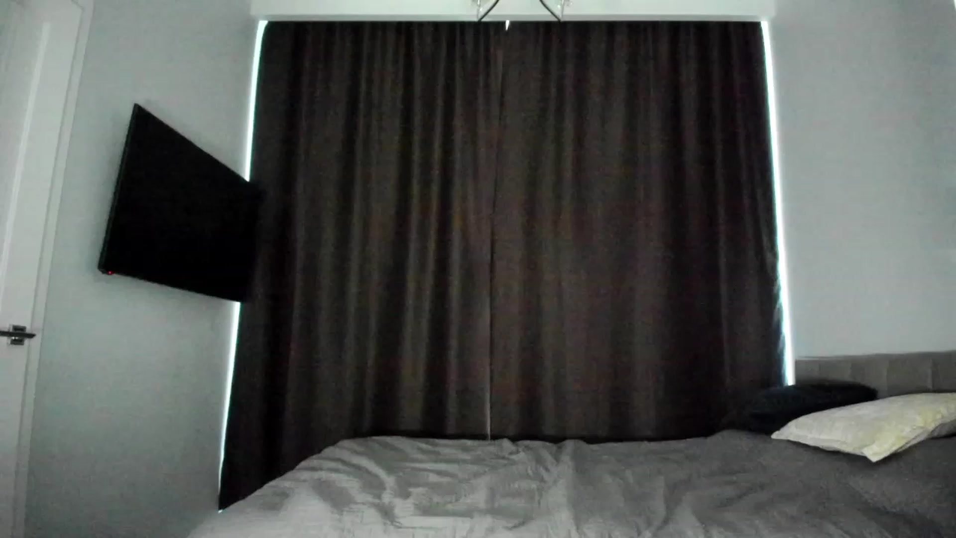 Gallery image thumbnail from Jennytightt's myfreecams stream on, 04/29/2023, 10:18 image 16 of 20