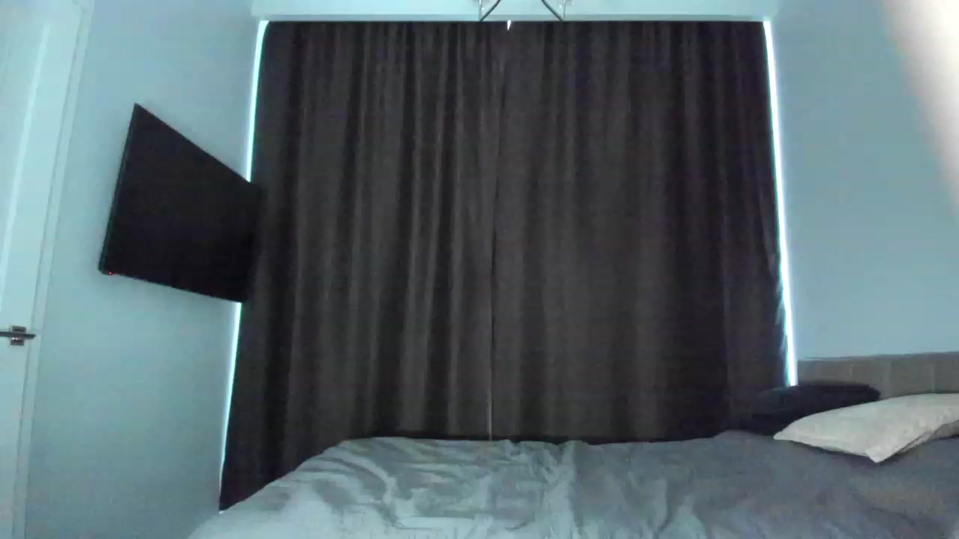 Gallery image thumbnail from Jennytightt's myfreecams stream on, 04/29/2023, 10:18 image 15 of 20