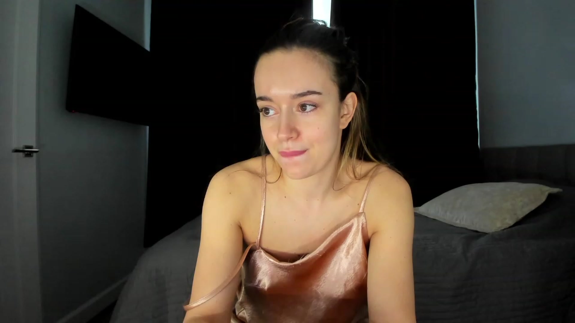 Gallery image thumbnail from Jennytightt's myfreecams stream on, 04/30/2023, 15:02 image 14 of 20