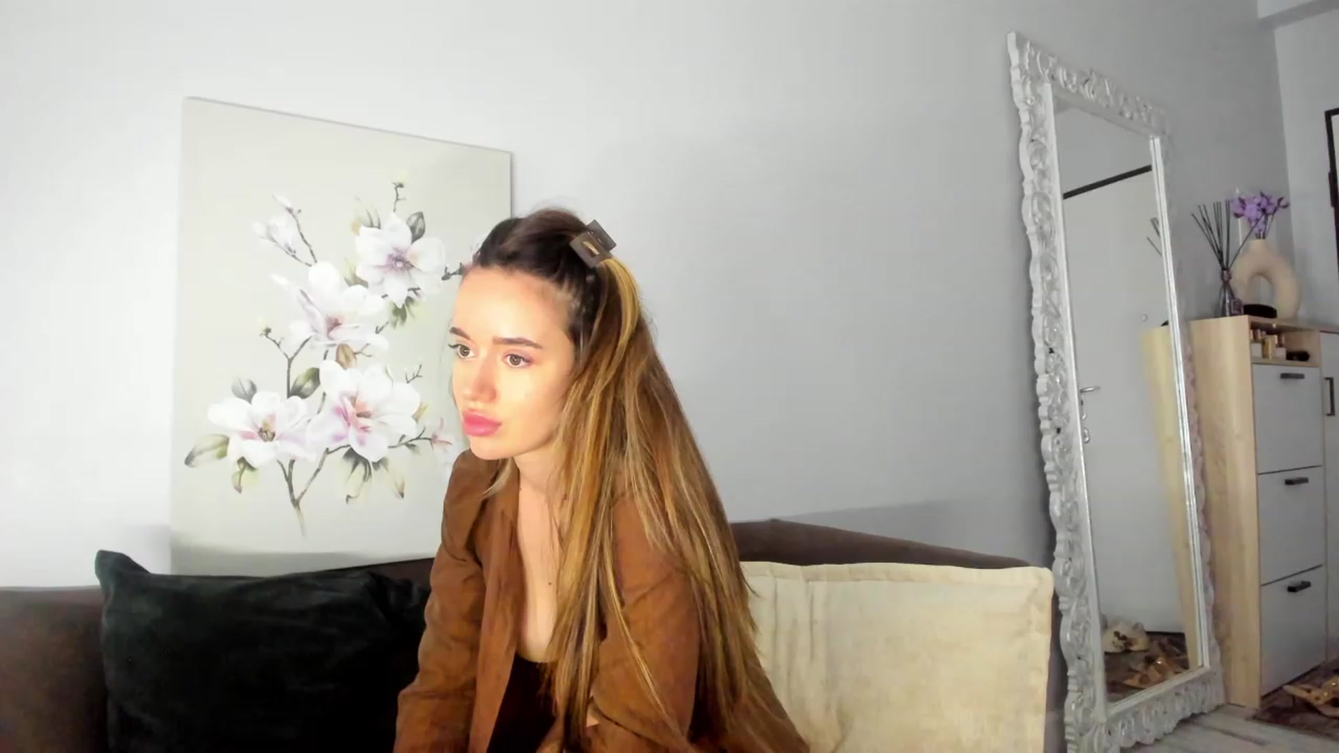 Gallery image thumbnail from Jennytightt's myfreecams stream on, 06/24/2023, 11:13 image 6 of 20