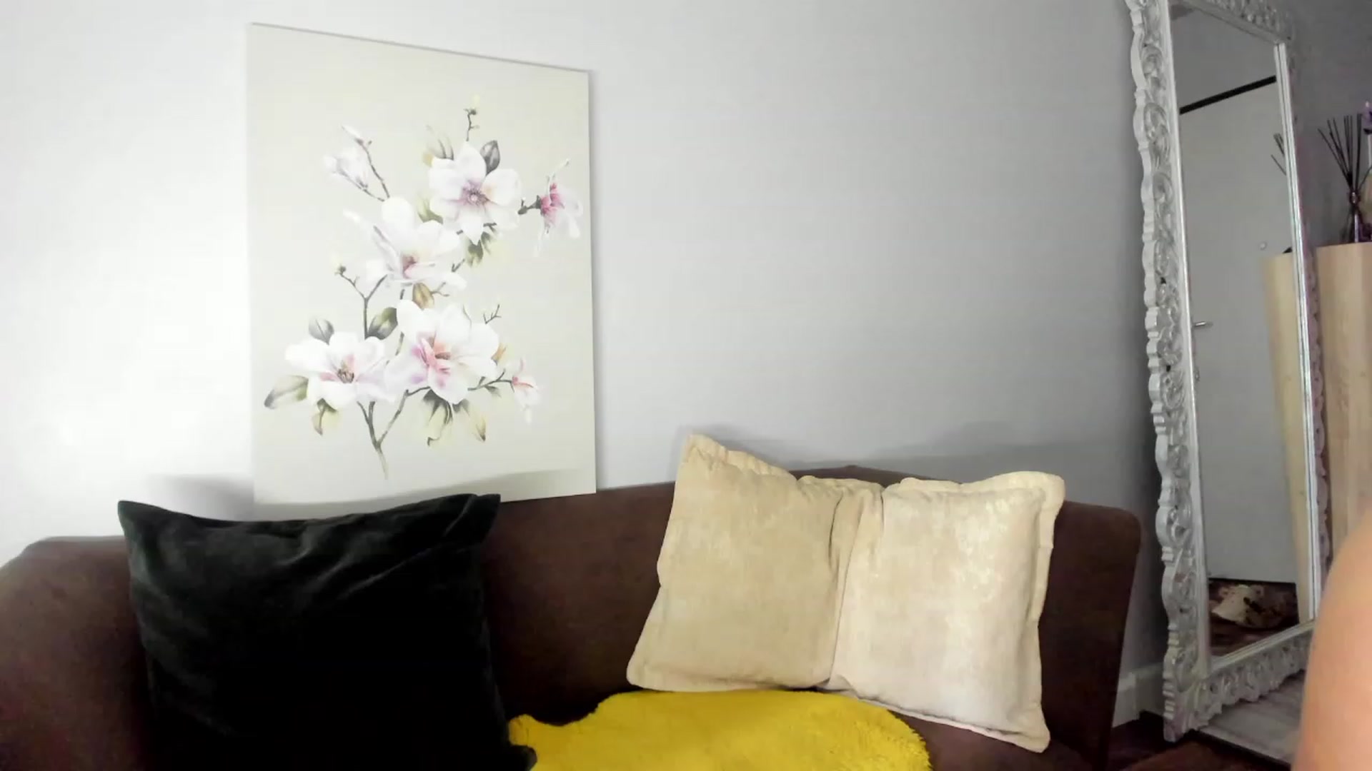 Gallery image thumbnail from Jennytightt's myfreecams stream on, 06/25/2023, 10:46 image 6 of 20