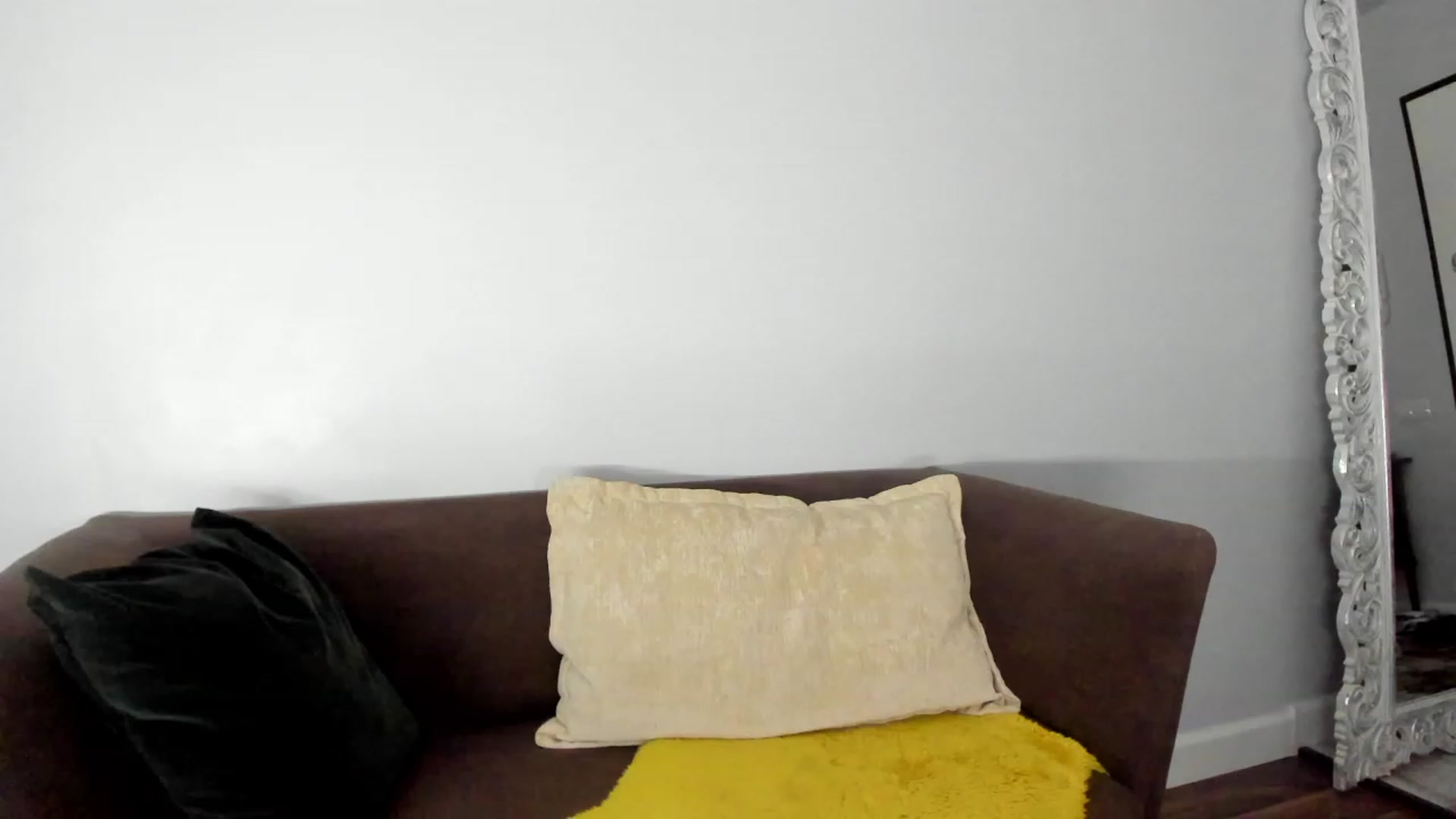Gallery image thumbnail from Jennytightt's myfreecams stream on, 08/21/2023, 17:49 image 4 of 20