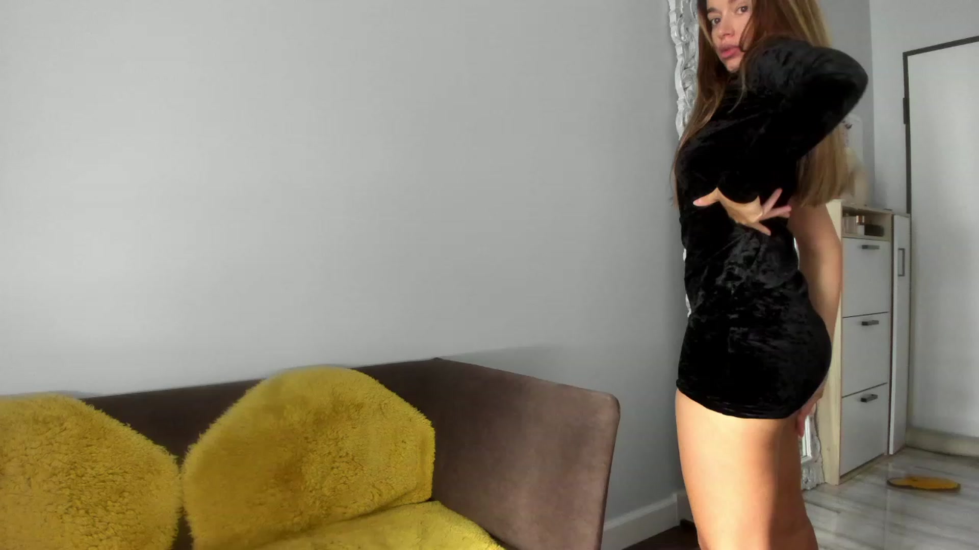 Gallery image thumbnail from Jennytightt's myfreecams stream on, 10/14/2023, 10:12 image 11 of 20
