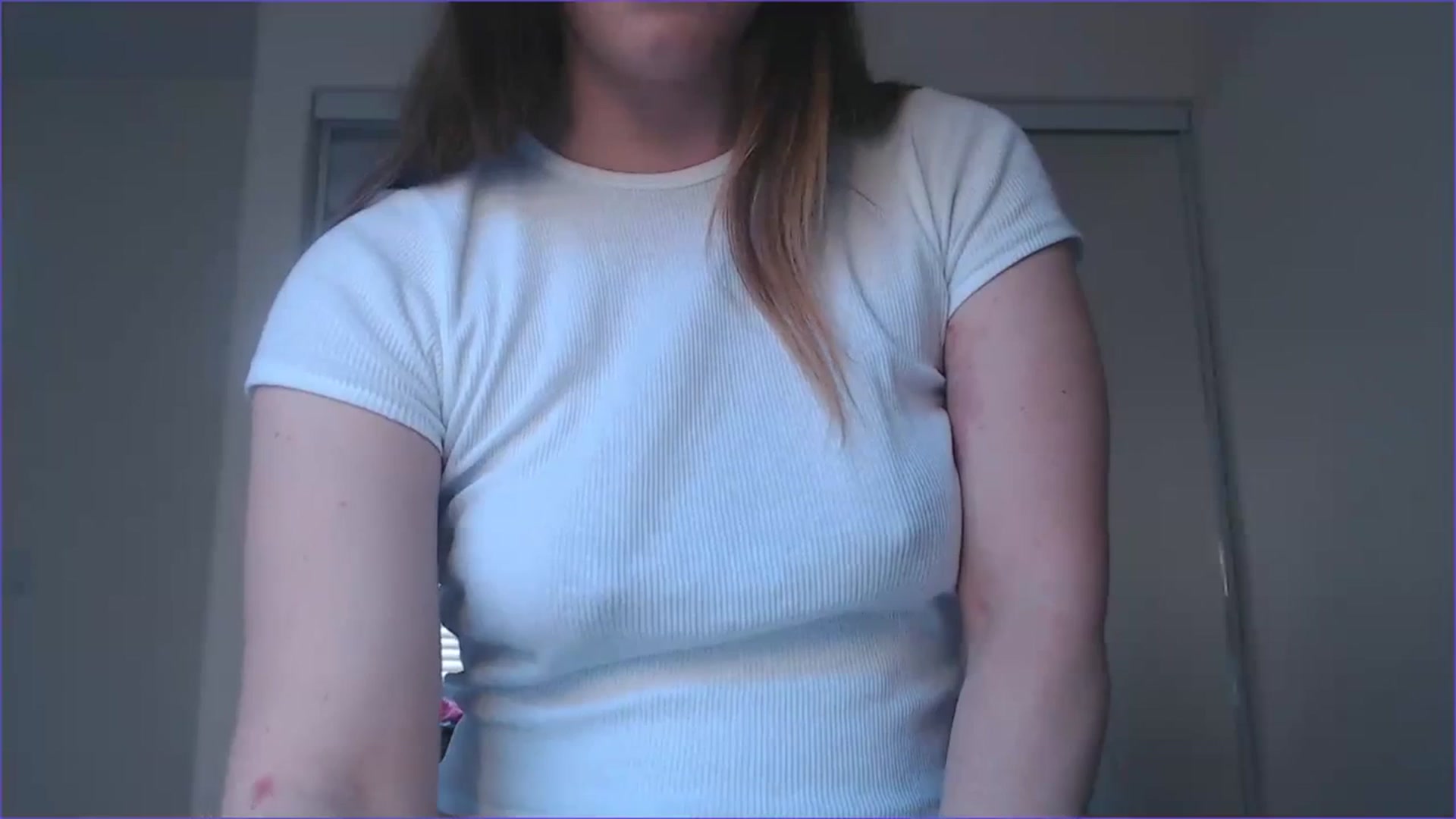 Gallery image thumbnail from Jennyyfae's myfreecams stream on, 04/19/2023, 19:57 image 9 of 20