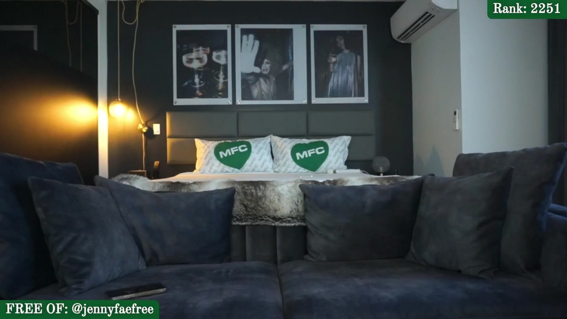 Gallery image thumbnail from Jennyyfae's myfreecams stream on, 10/07/2025, 24:42 image 13 of 20