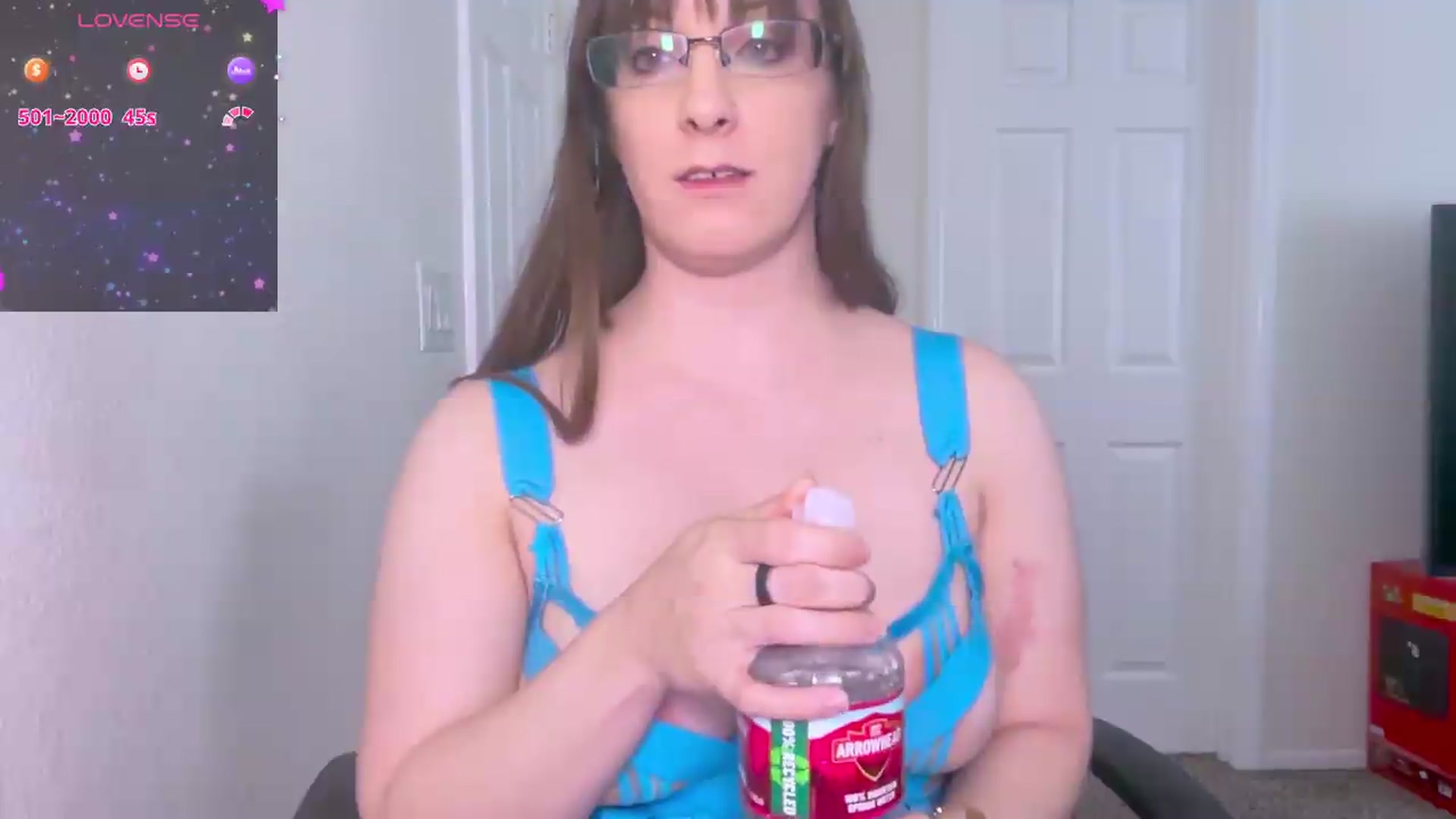 Gallery image thumbnail from Jennyyfae's myfreecams stream on, 05/01/2026, 19:35 image 14 of 20