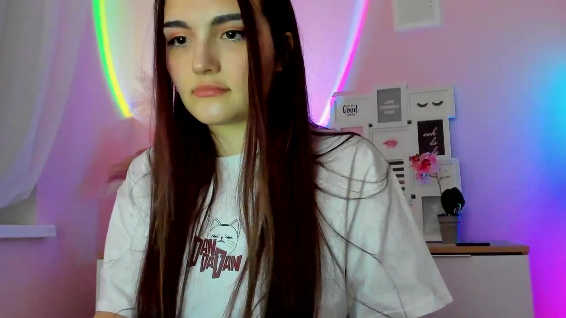 Gallery image thumbnail from JenyStone's myfreecams stream on, 03/09/2025, 11:59 image 20 of 20
