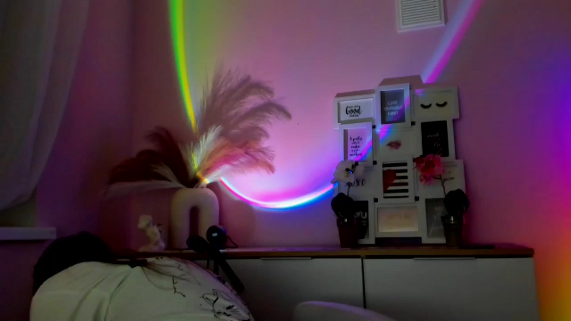 Gallery image thumbnail from JenyStone's myfreecams stream on, 03/09/2025, 11:59 image 4 of 20