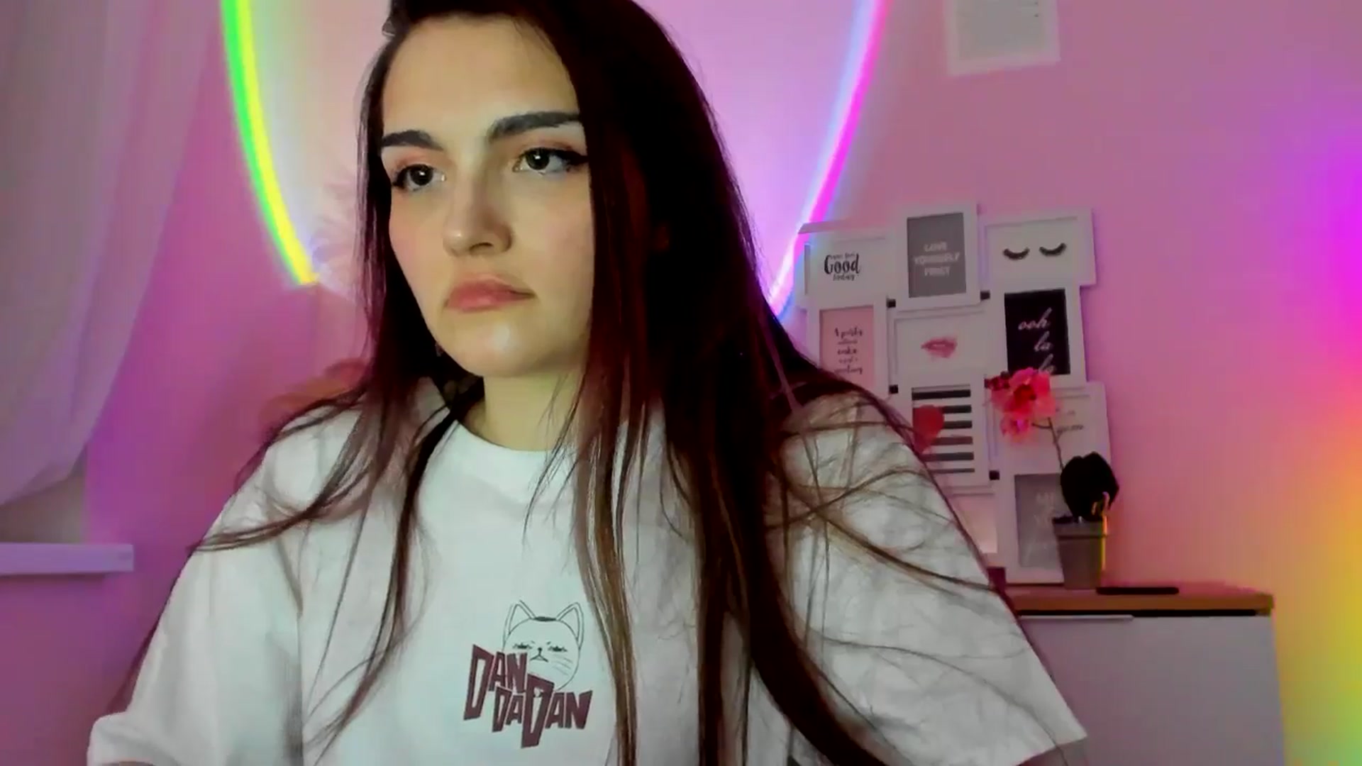 Gallery image thumbnail from JenyStone's myfreecams stream on, 03/09/2025, 12:52 image 2 of 20