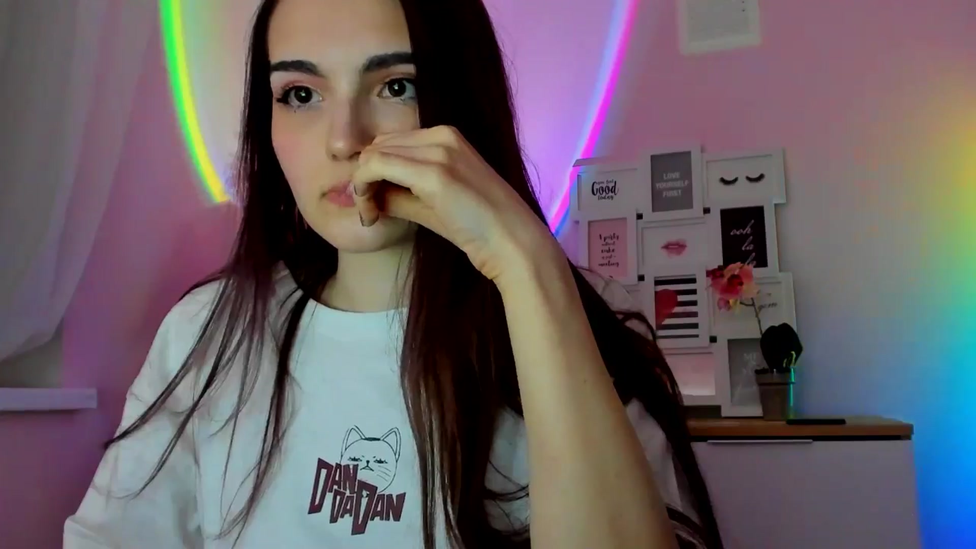 Gallery image thumbnail from JenyStone's myfreecams stream on, 03/09/2025, 12:52 image 8 of 20