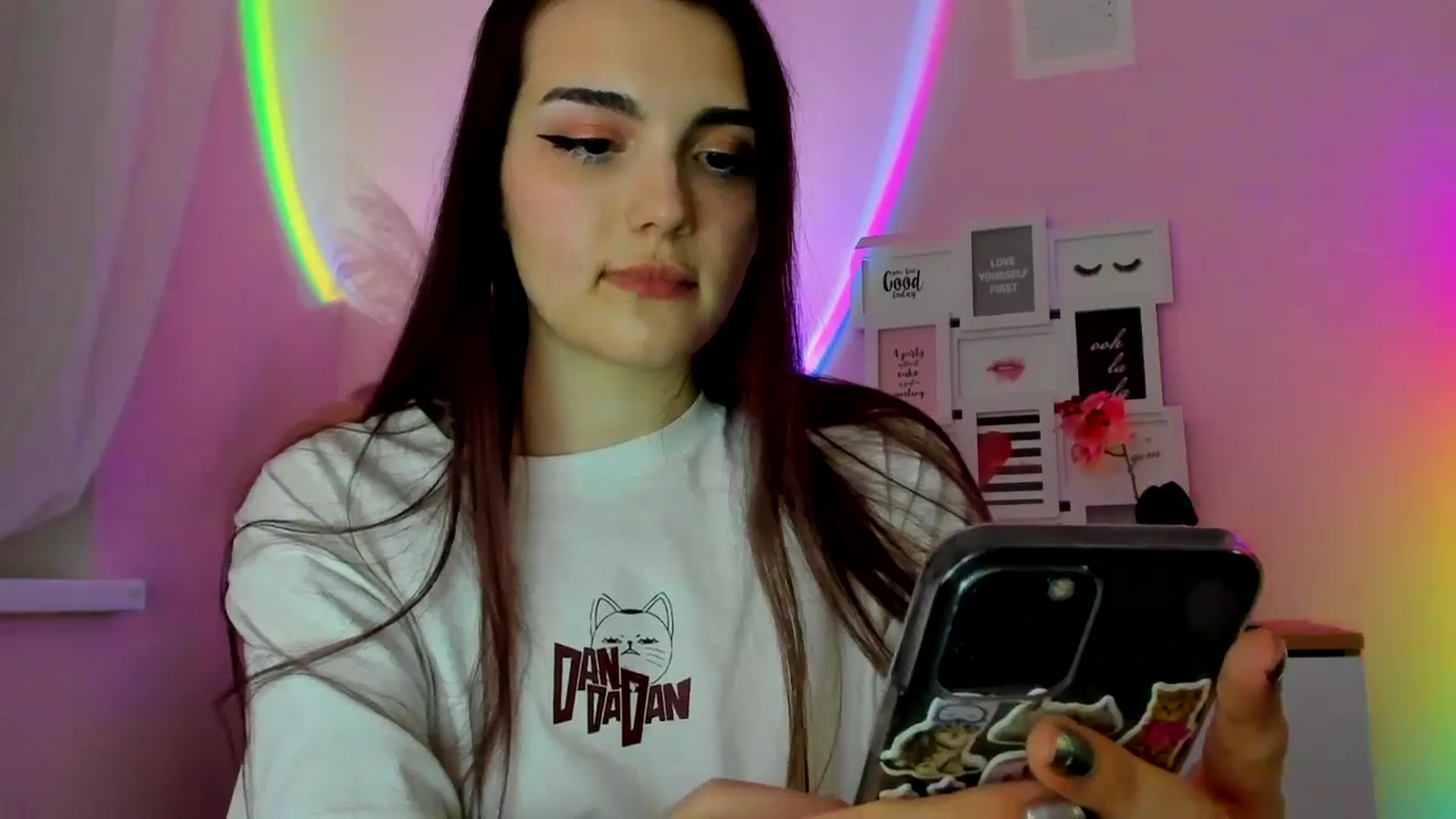 Gallery image thumbnail from JenyStone's myfreecams stream on, 03/09/2025, 13:49 image 2 of 20