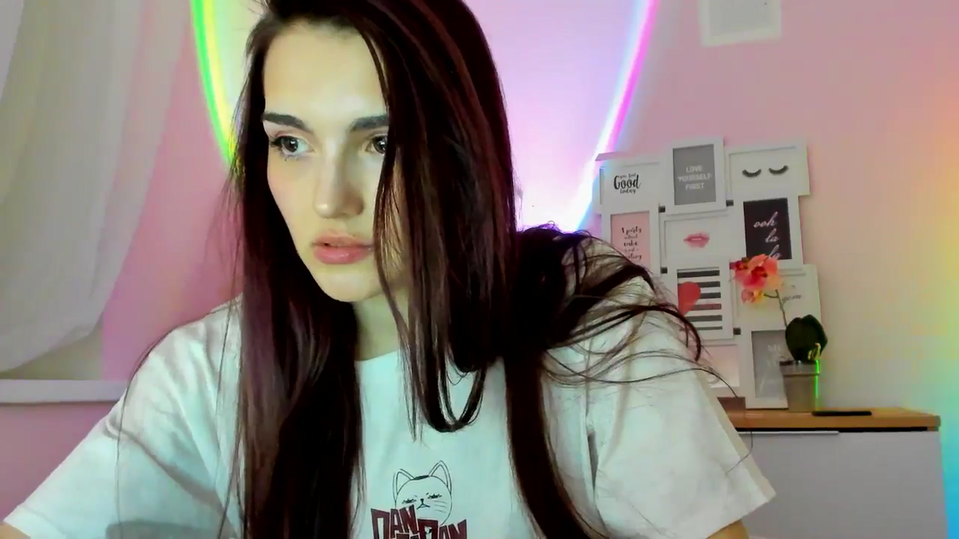 Gallery image thumbnail from JenyStone's myfreecams stream on, 03/09/2025, 13:49 image 10 of 20