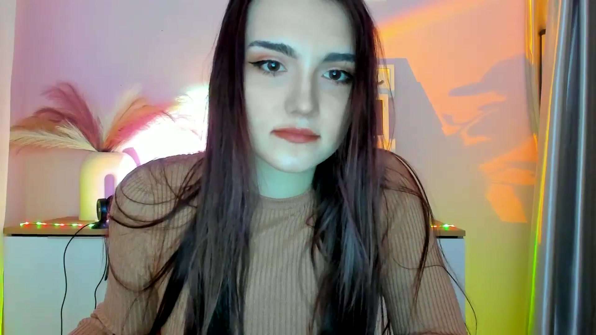 Gallery image thumbnail from JenyStone's myfreecams stream on, 03/10/2025, 11:01 image 3 of 20