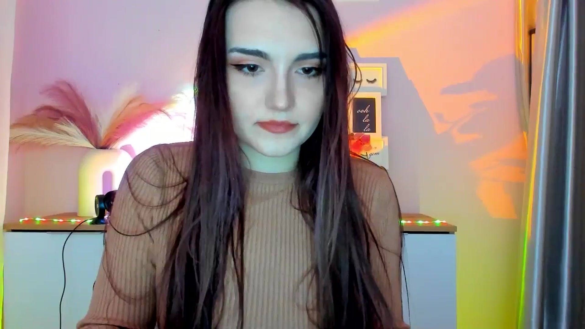 Gallery image thumbnail from JenyStone's myfreecams stream on, 03/10/2025, 11:01 image 7 of 20