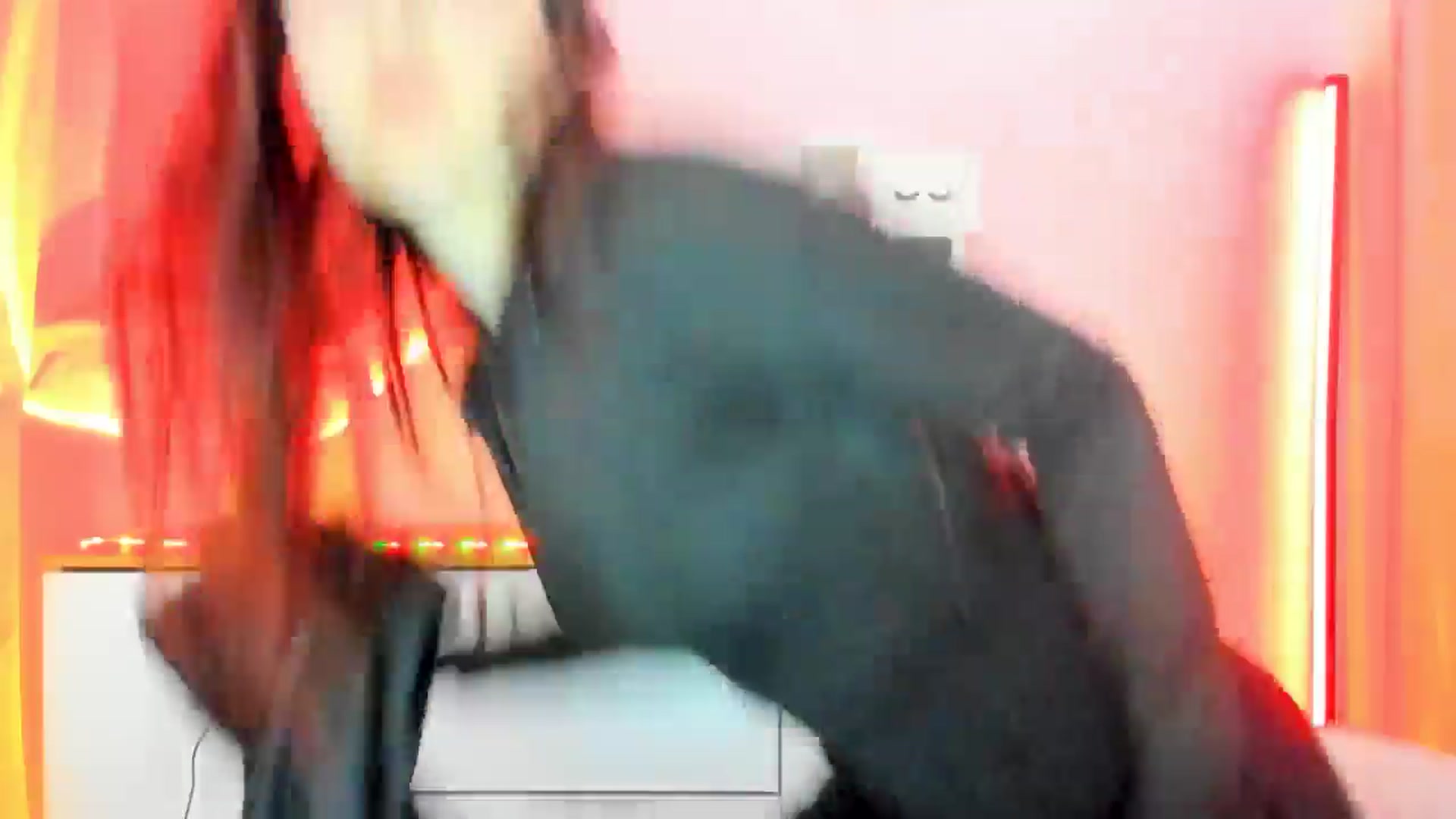 Gallery image thumbnail from JenyStone's myfreecams stream on, 03/11/2025, 12:53 image 20 of 20