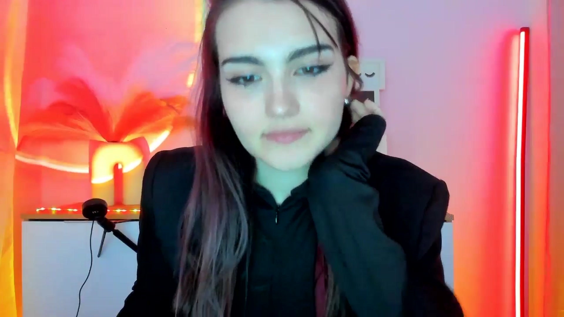 Gallery image thumbnail from JenyStone's myfreecams stream on, 03/11/2025, 12:53 image 12 of 20