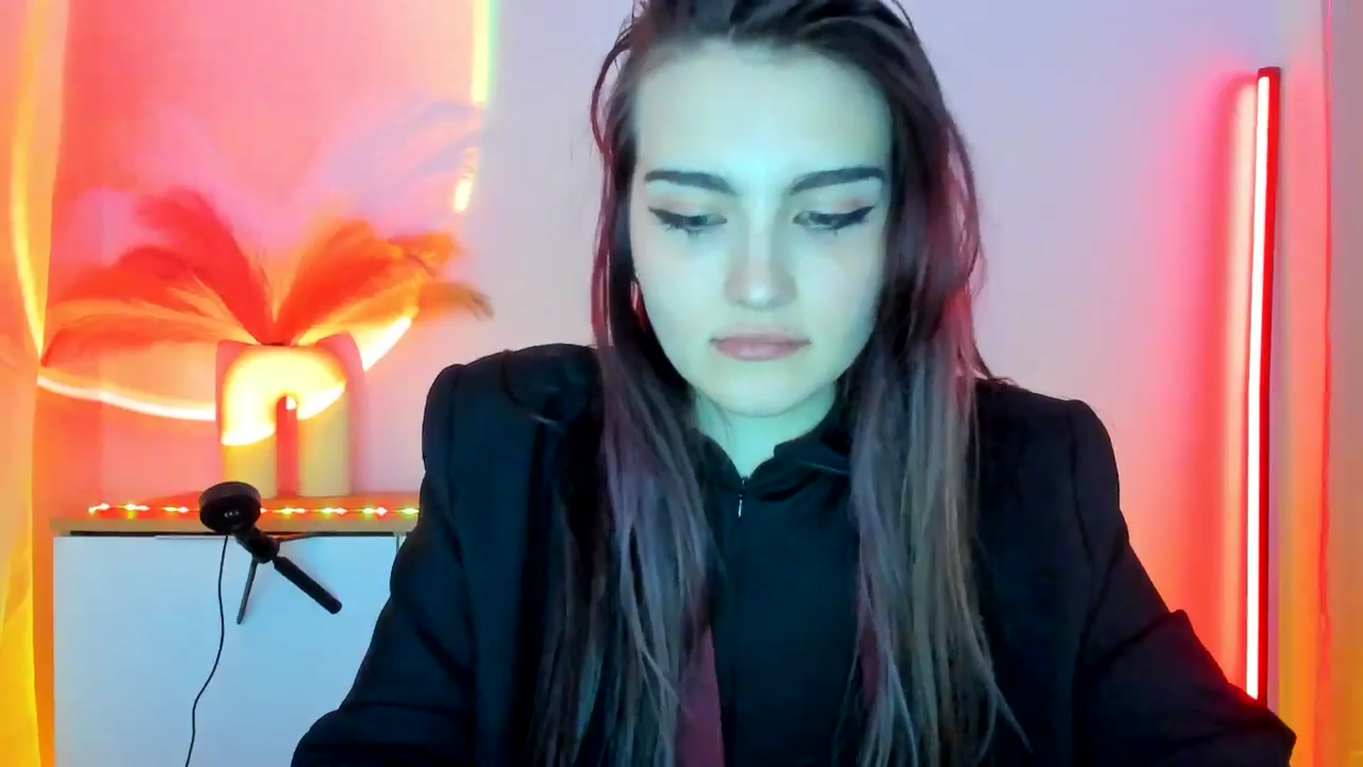 Gallery image thumbnail from JenyStone's myfreecams stream on, 03/11/2025, 12:53 image 3 of 20