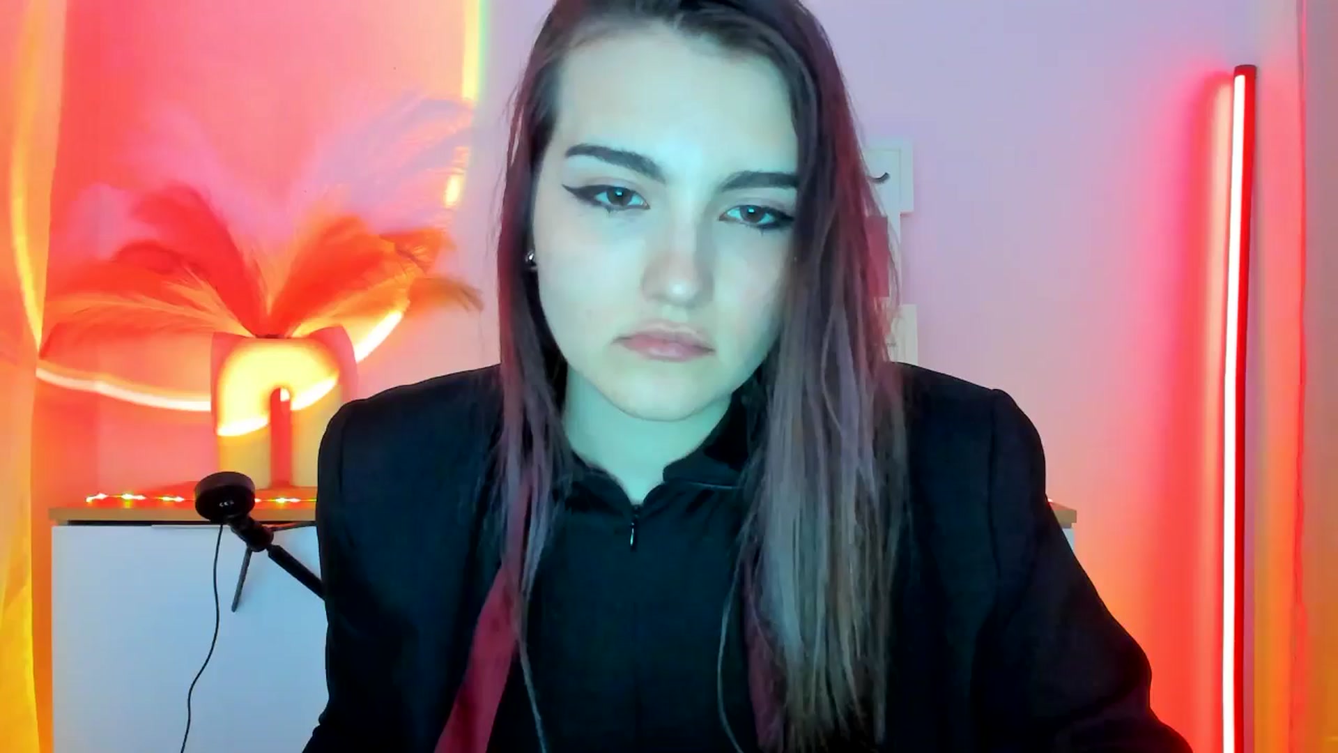 Gallery image thumbnail from JenyStone's myfreecams stream on, 03/11/2025, 12:53 image 10 of 20
